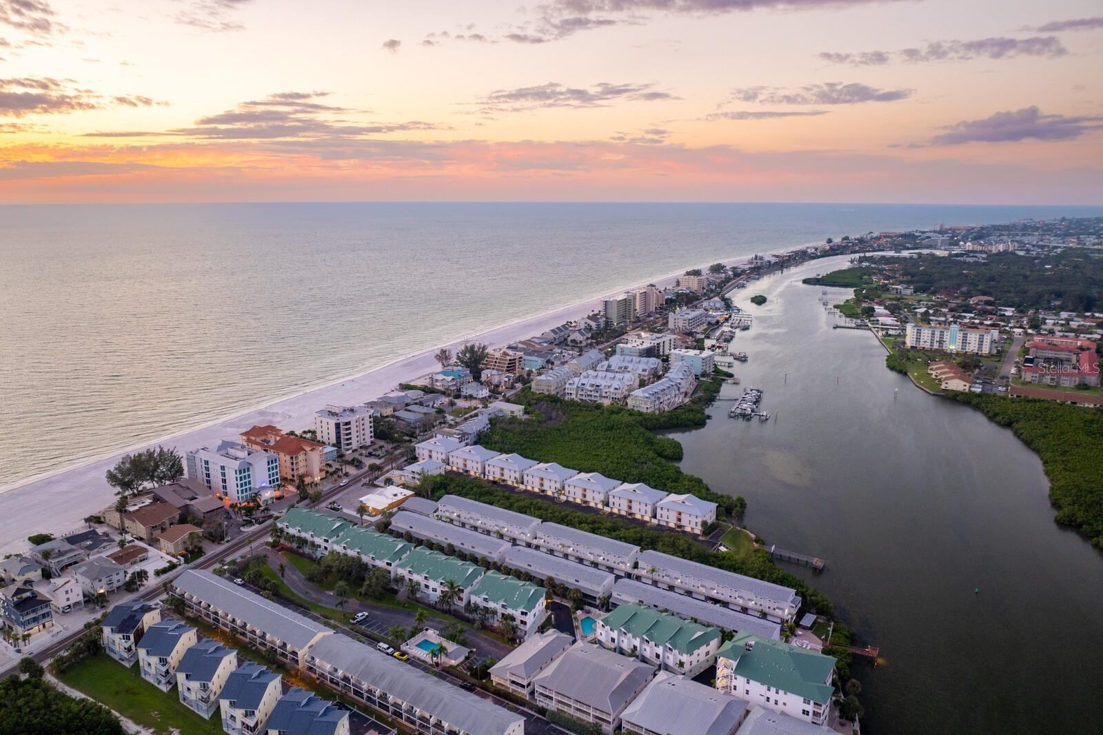 Image 68 of 76 For 19823 Gulf Boulevard 5