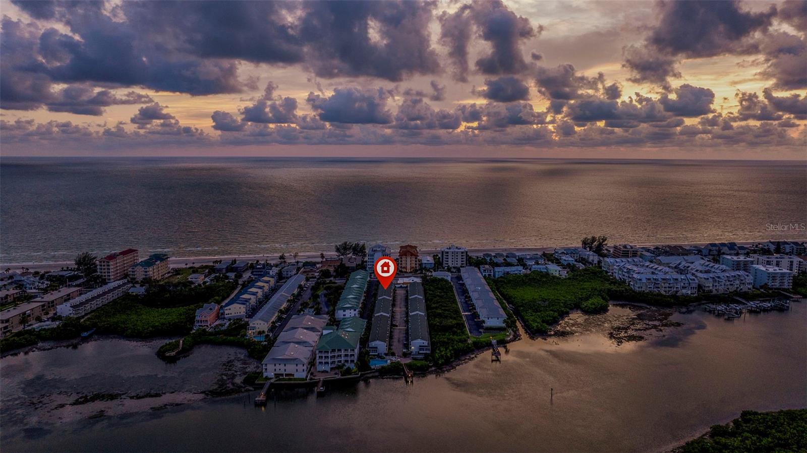 Image 69 of 76 For 19823 Gulf Boulevard 5