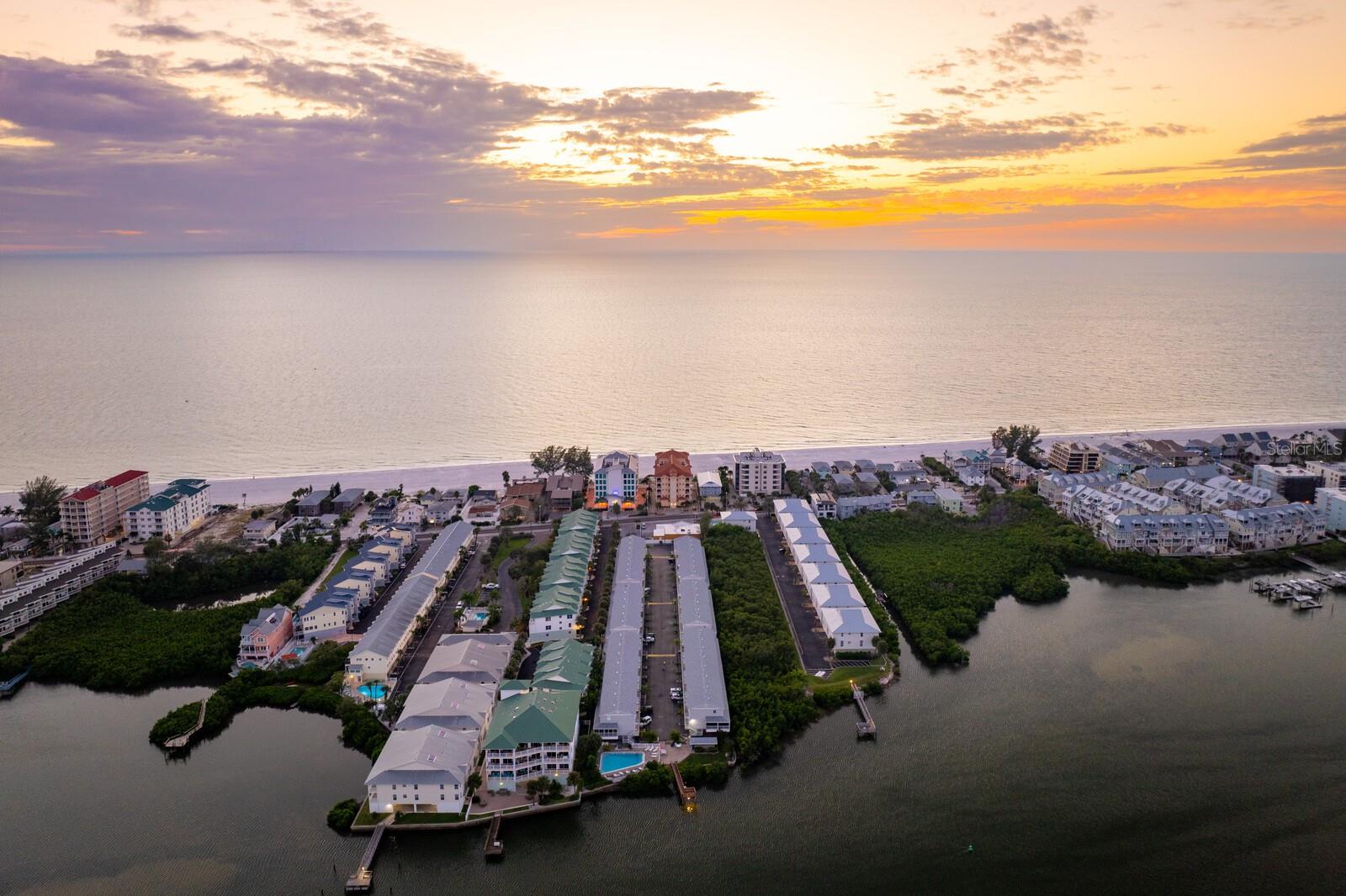 Image 71 of 76 For 19823 Gulf Boulevard 5