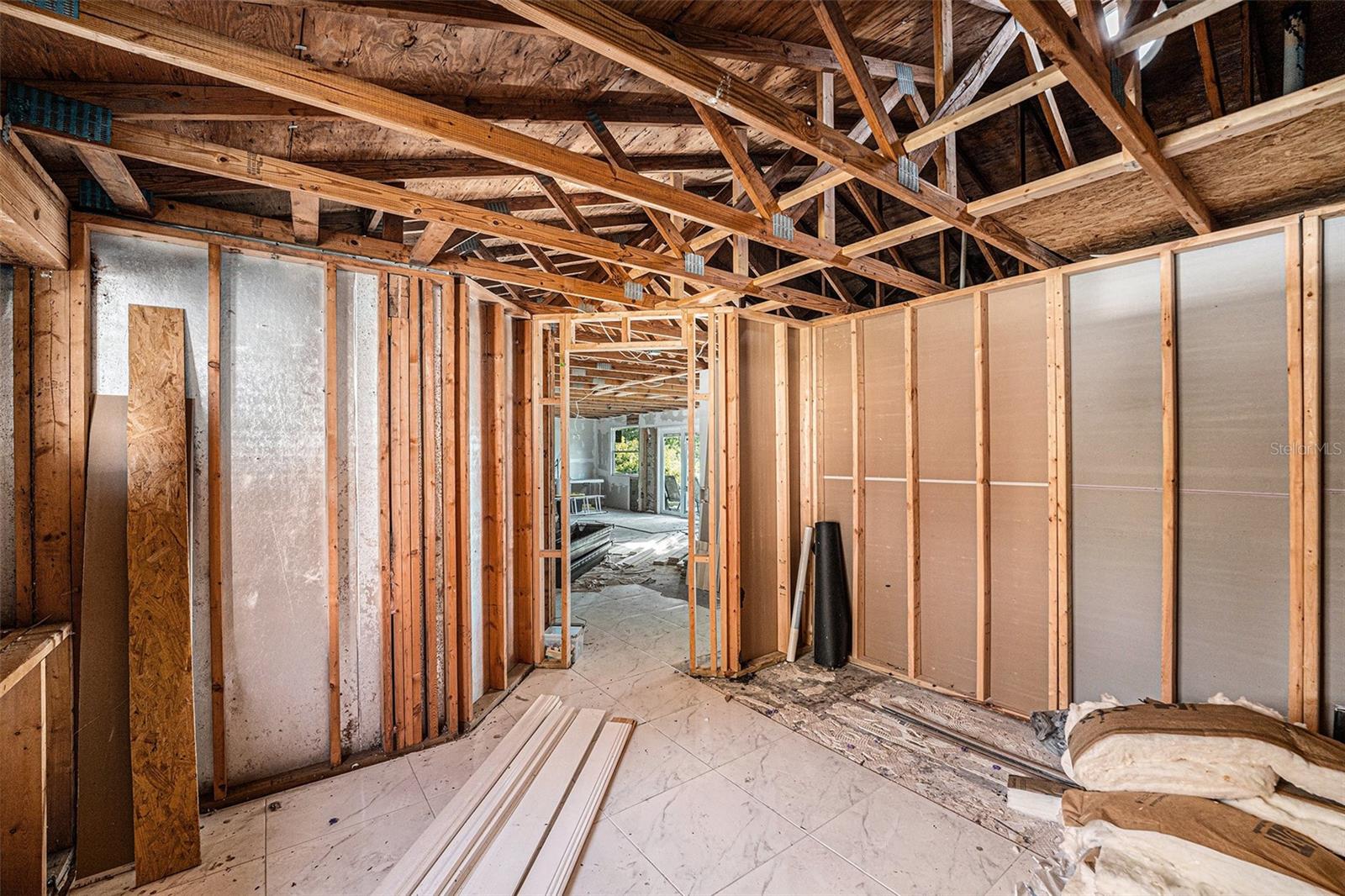 Image 15 of 29 For 645 Timber Bay Circle E