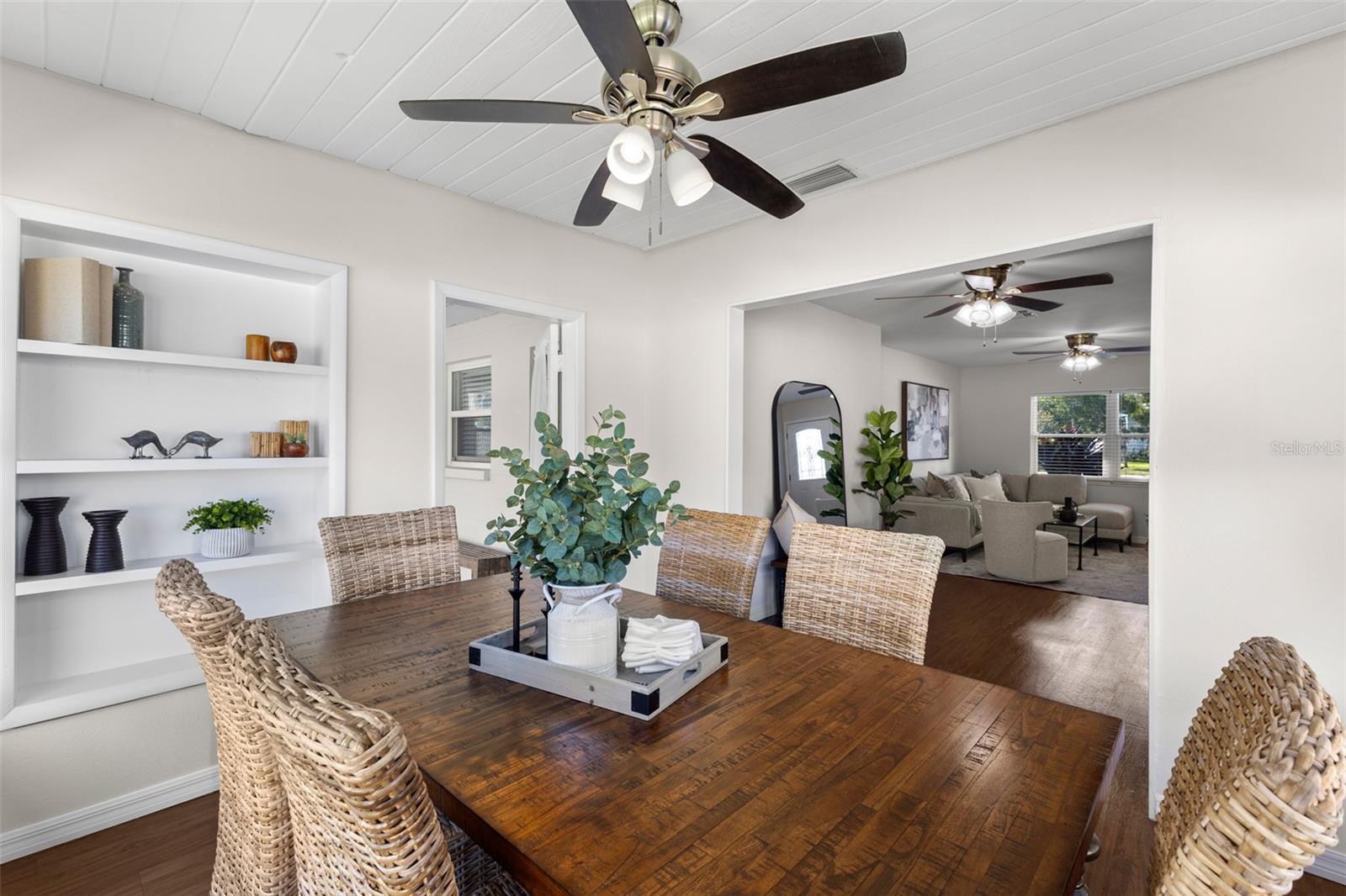 Image 10 of 38 For 337 Shore Drive E