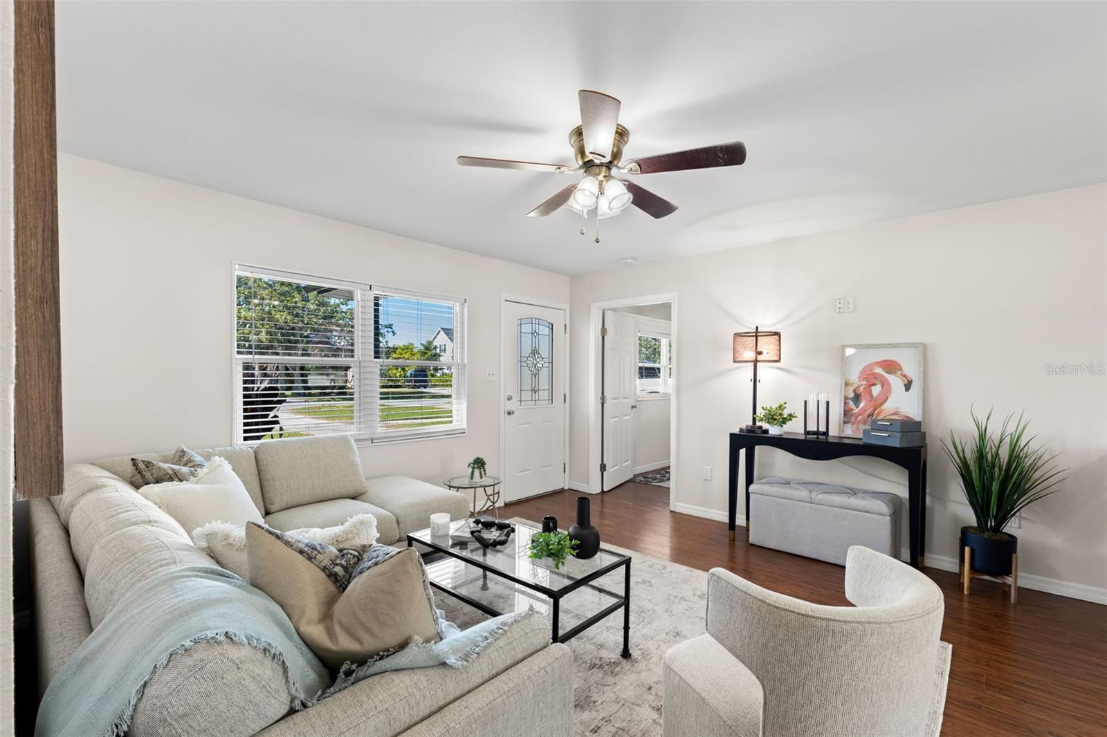 Image 4 of 38 For 337 Shore Drive E