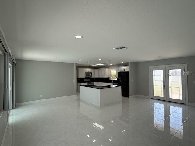 Image 10 of 62 For 8401 Blackstone Court