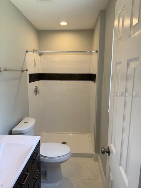 Image 40 of 62 For 8401 Blackstone Court