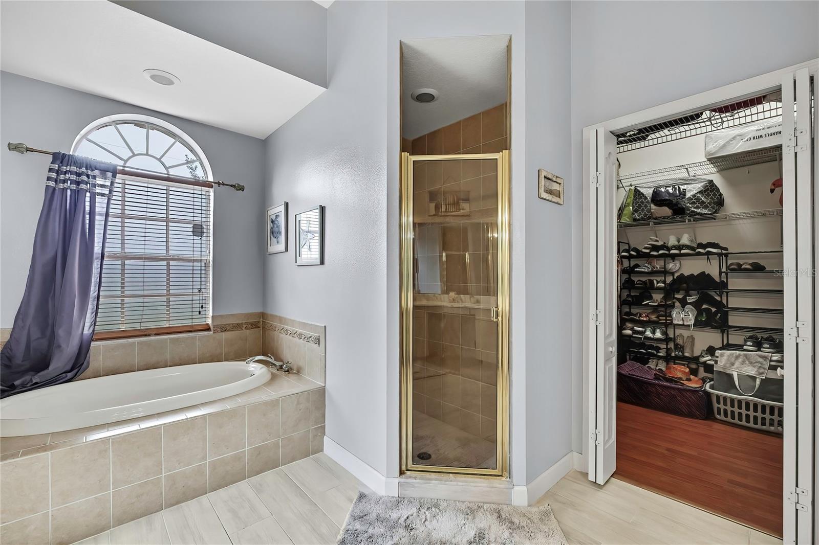 Image 25 of 57 For 3380 Black Oak Trail