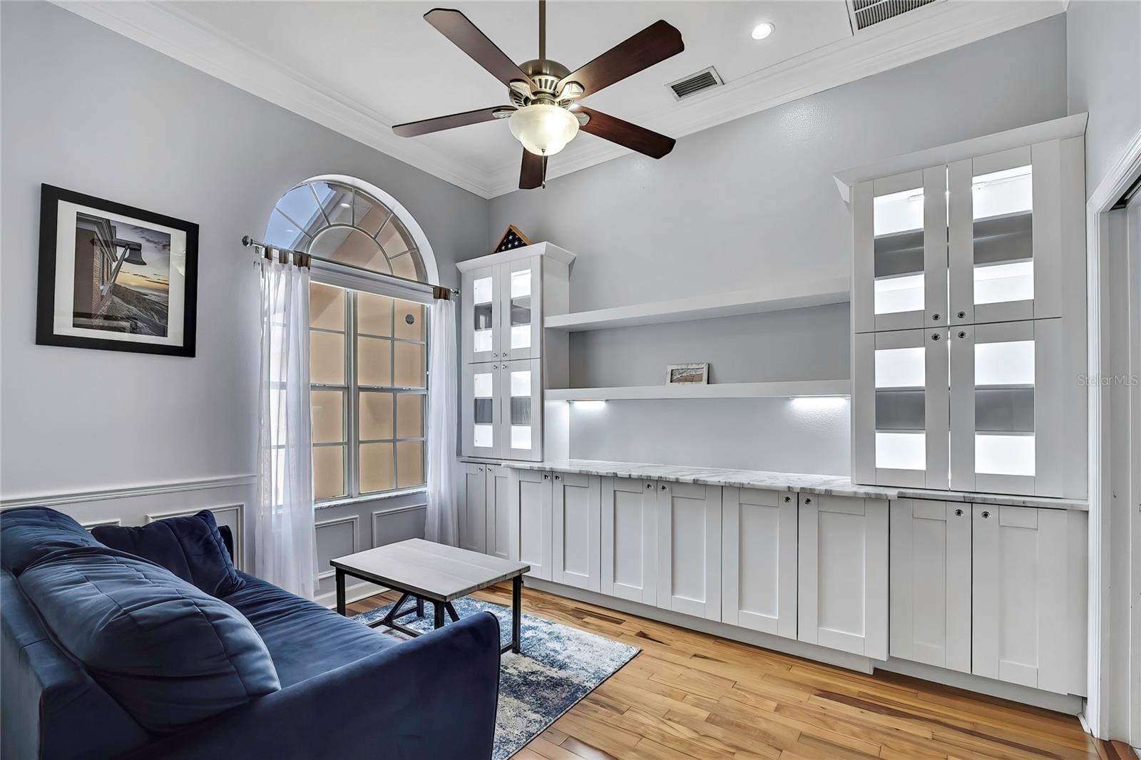 Image 4 of 57 For 3380 Black Oak Trail