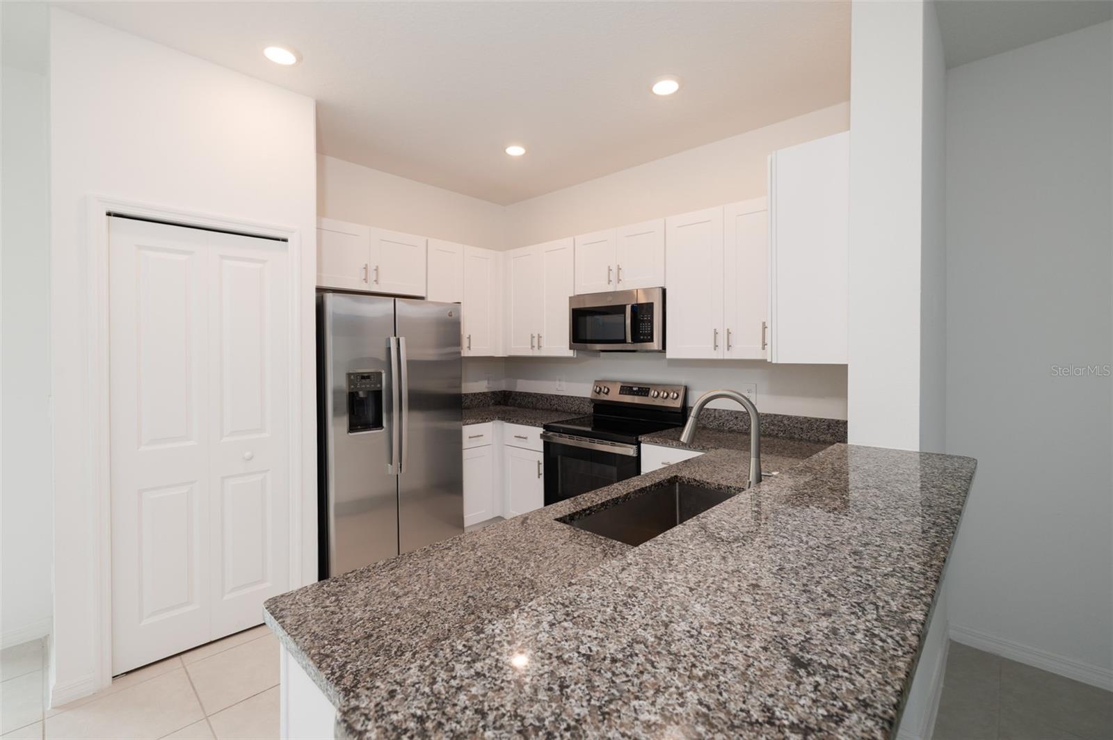 Image 4 of 18 For 10989 Wishing Cloud Road