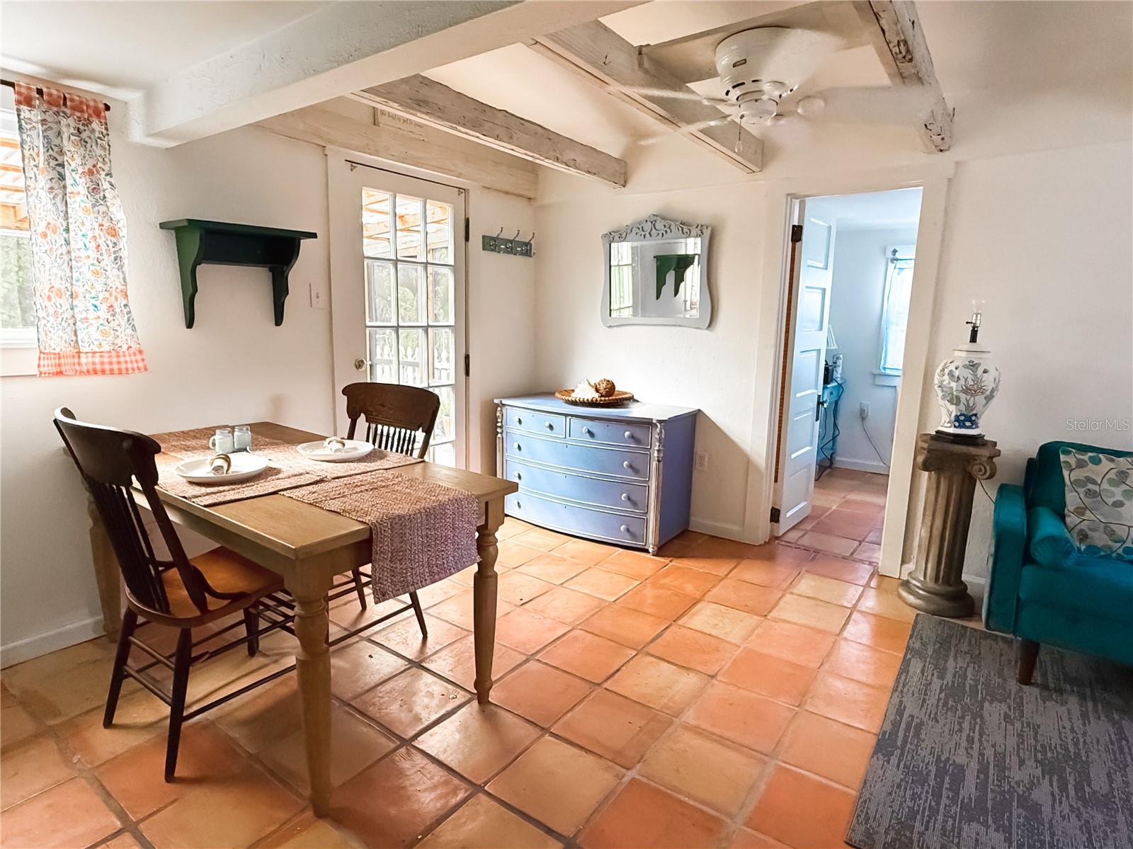 Image 7 of 19 For 4225 Old Bradenton Road C