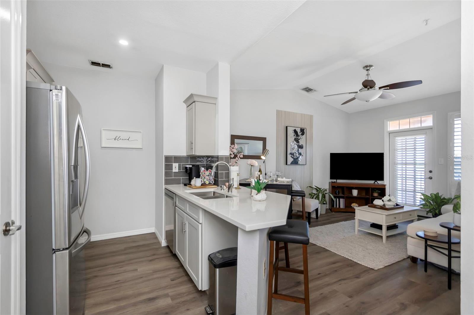 Image 4 of 84 For 5000 Culbreath Key Way 8-316