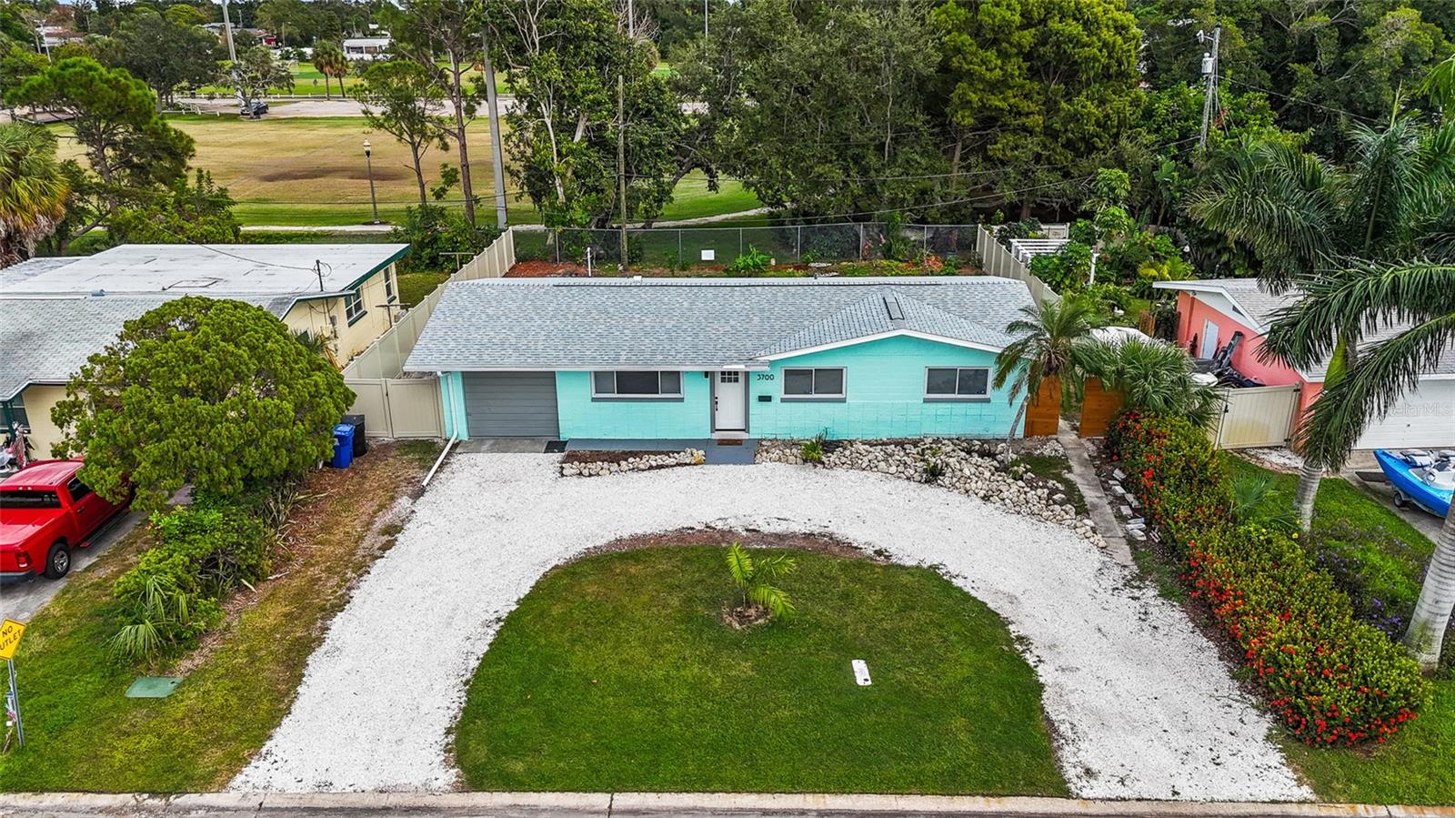 Image 37 of 44 For 3700 Whiting Drive Se