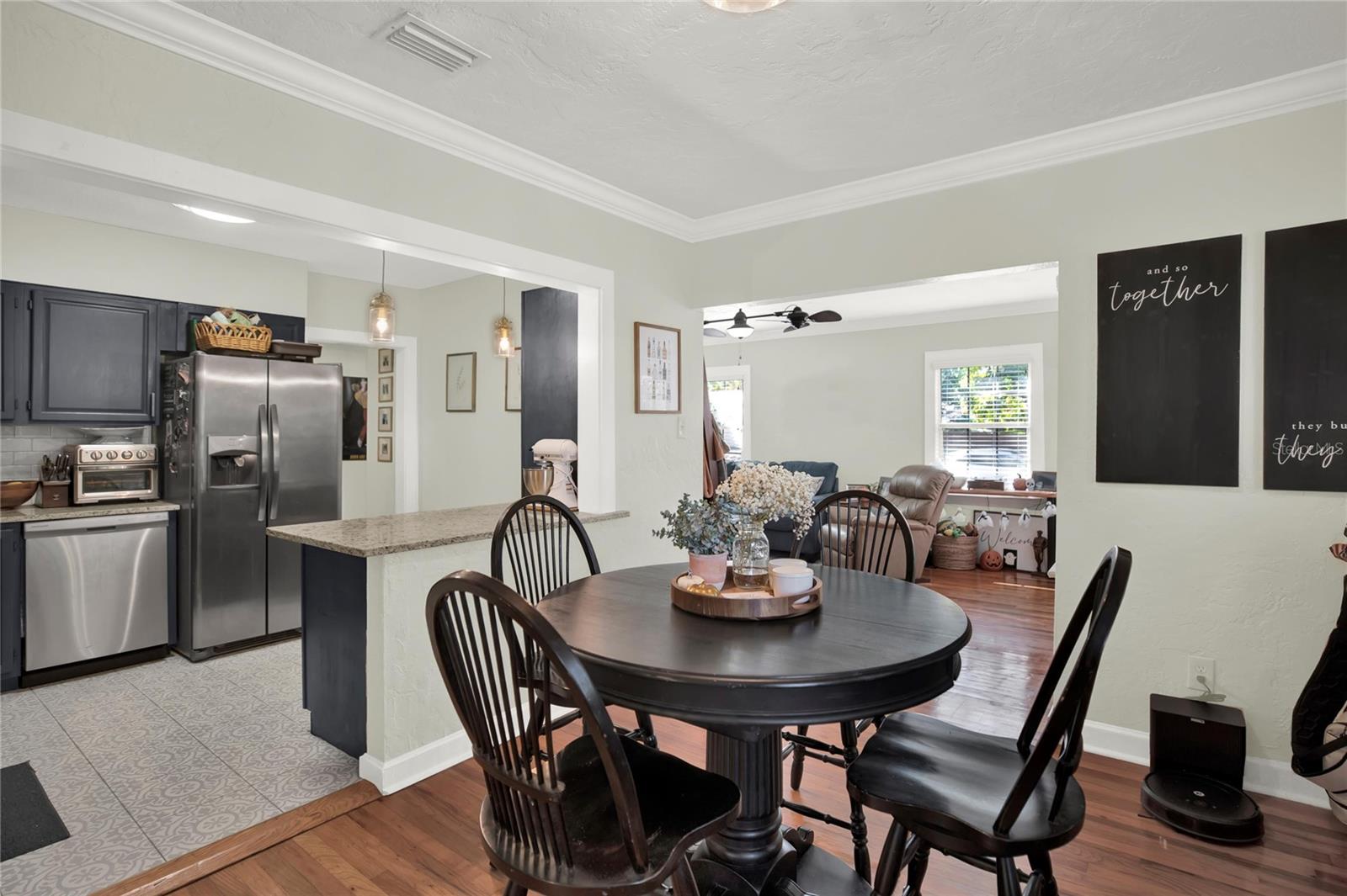 Image 11 of 32 For 1004 Jean Street