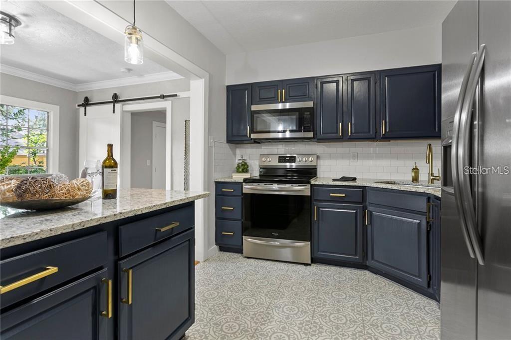 Image 2 of 32 For 1004 Jean Street