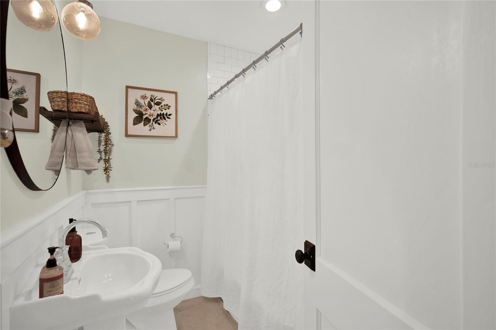 Image 21 of 32 For 1004 Jean Street