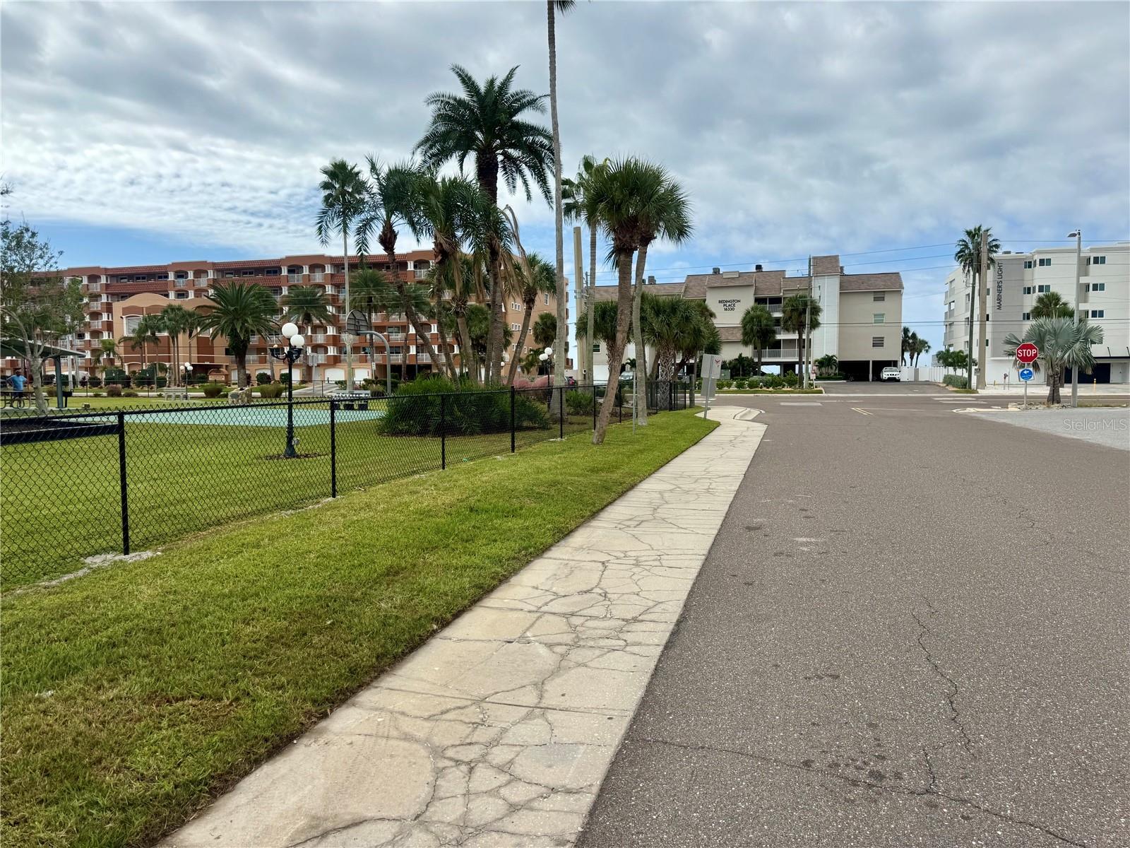 Image 27 of 30 For 10 164th Ave 11