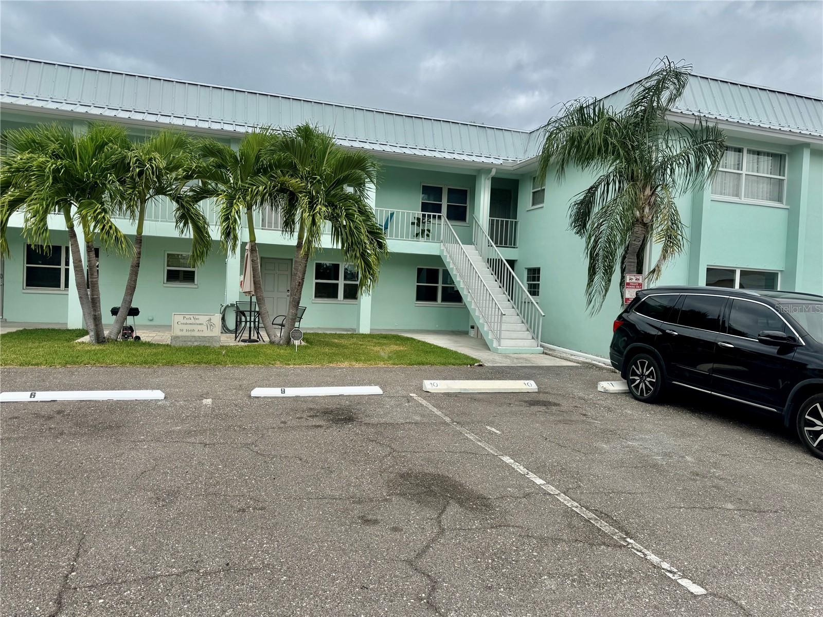 Image 3 of 30 For 10 164th Ave 11