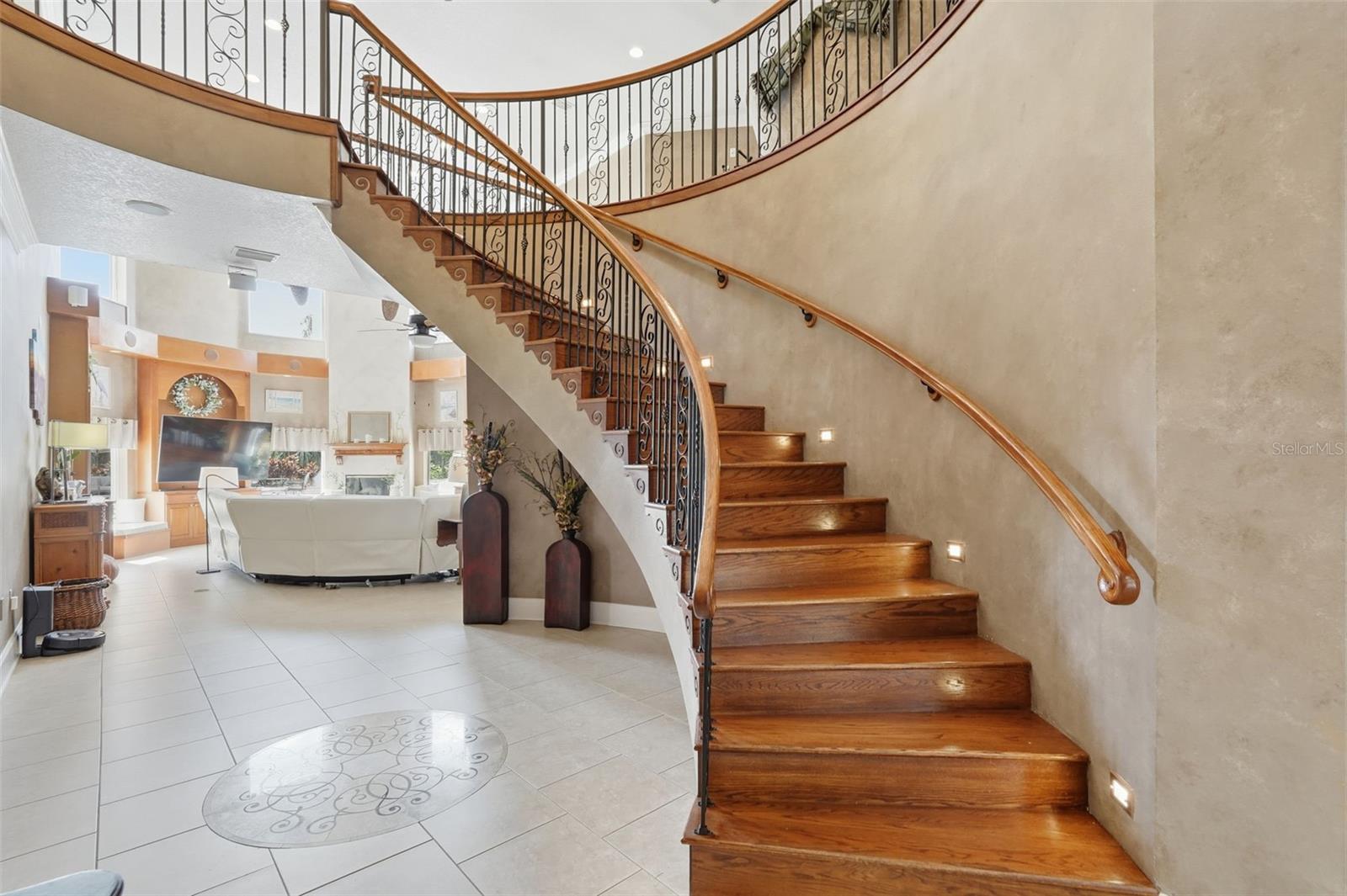 Image 40 of 91 For 13010 114th Avenue N