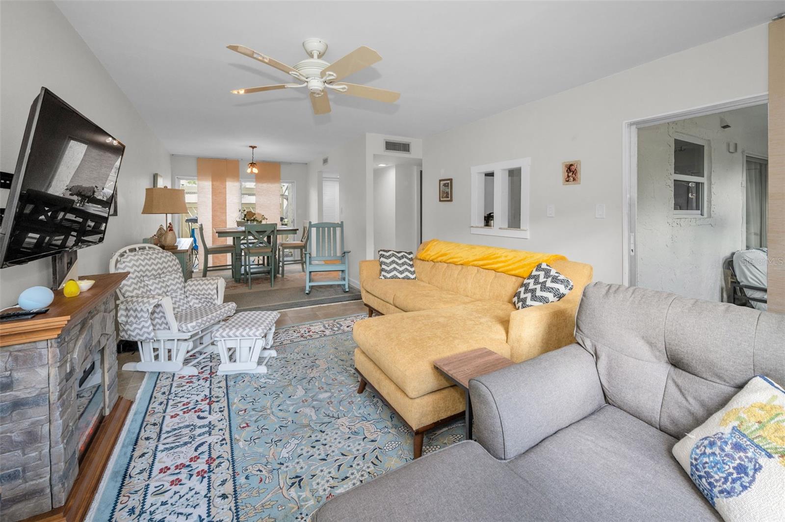 Image 13 of 71 For 631 Windrush Bay Drive 143