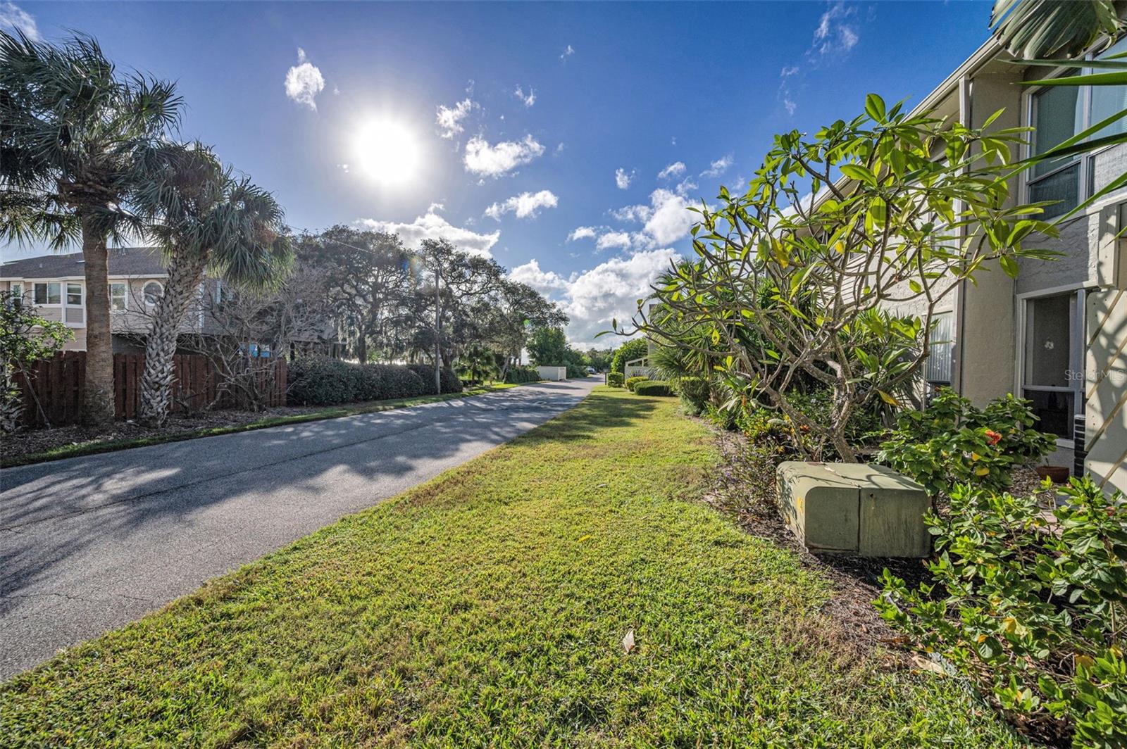 Image 36 of 71 For 631 Windrush Bay Drive 143