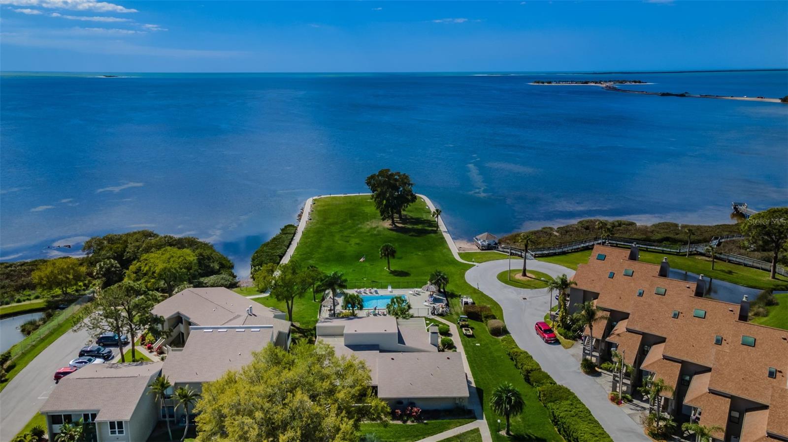 Image 39 of 71 For 631 Windrush Bay Drive 143