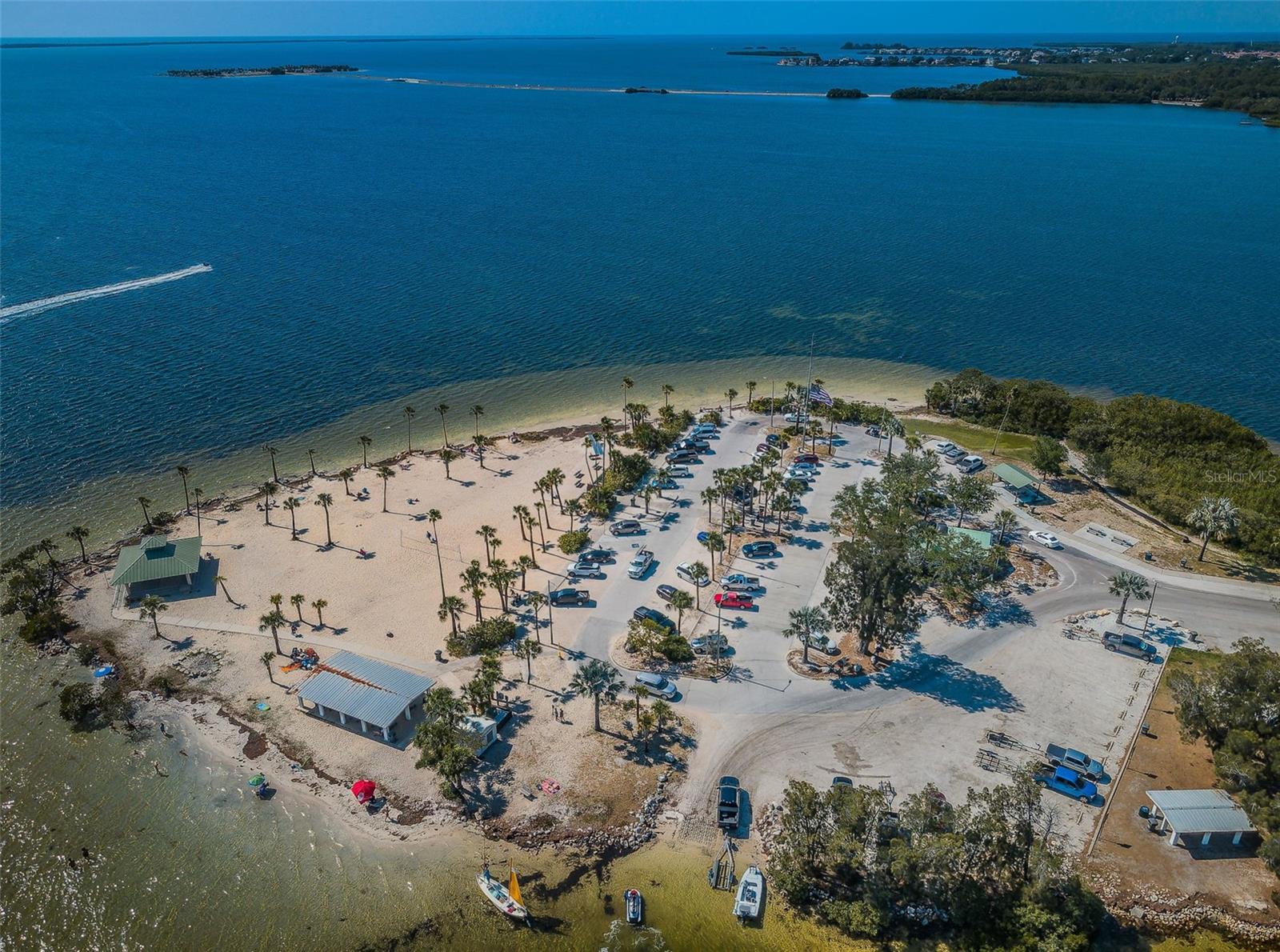 Image 56 of 71 For 631 Windrush Bay Drive 143