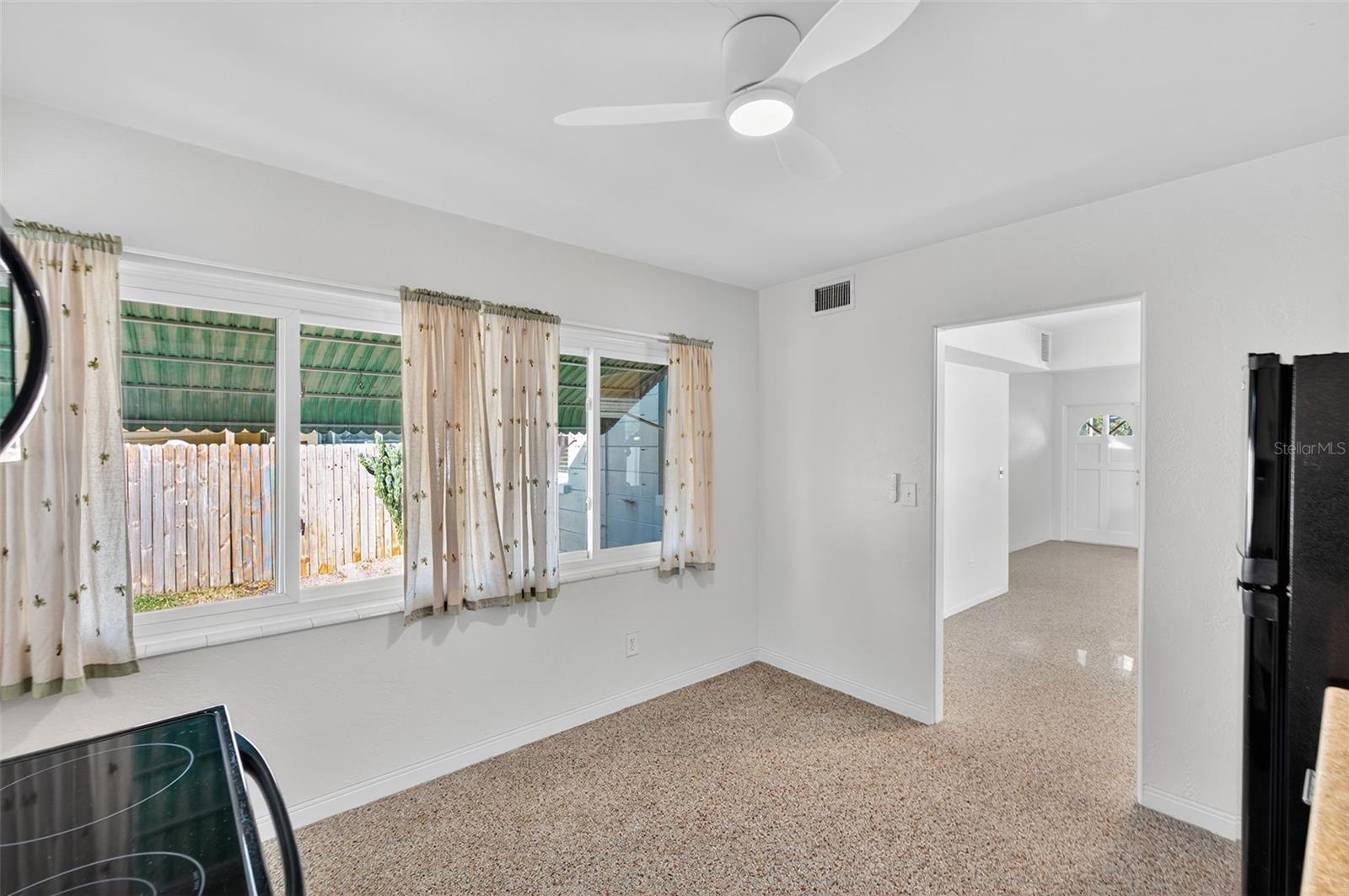 Image 18 of 57 For 5410 19th Ave S