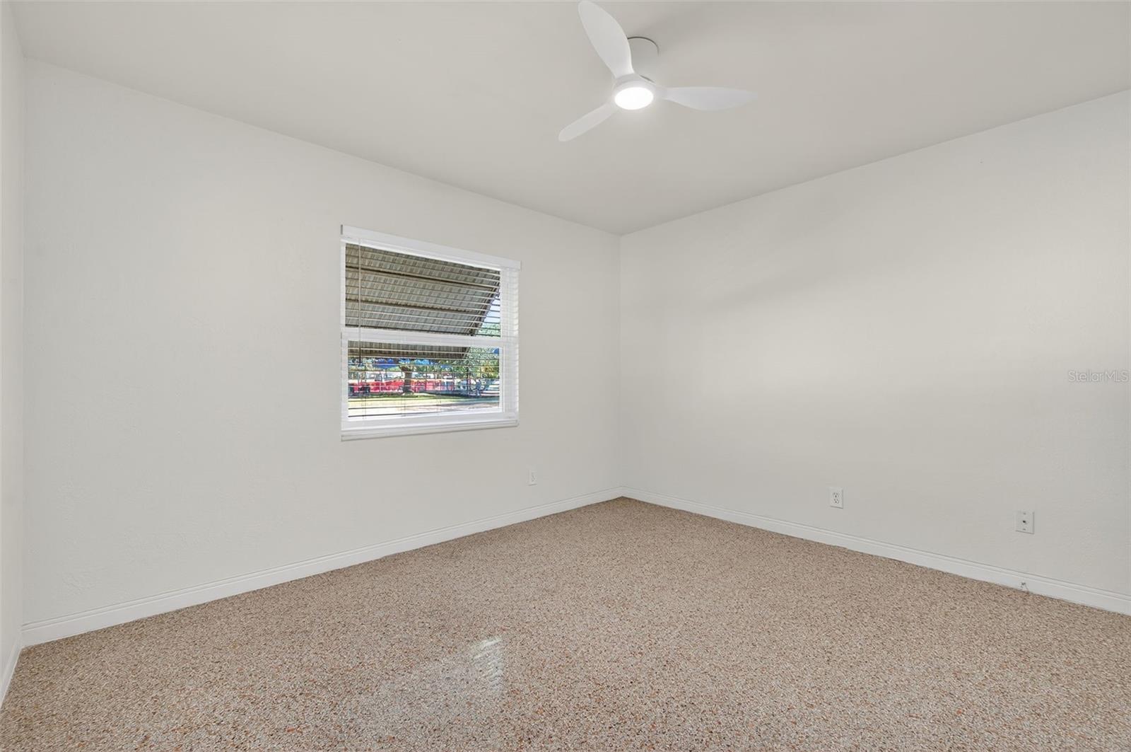 Image 23 of 57 For 5410 19th Ave S