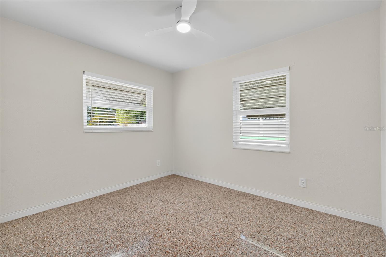 Image 24 of 57 For 5410 19th Ave S