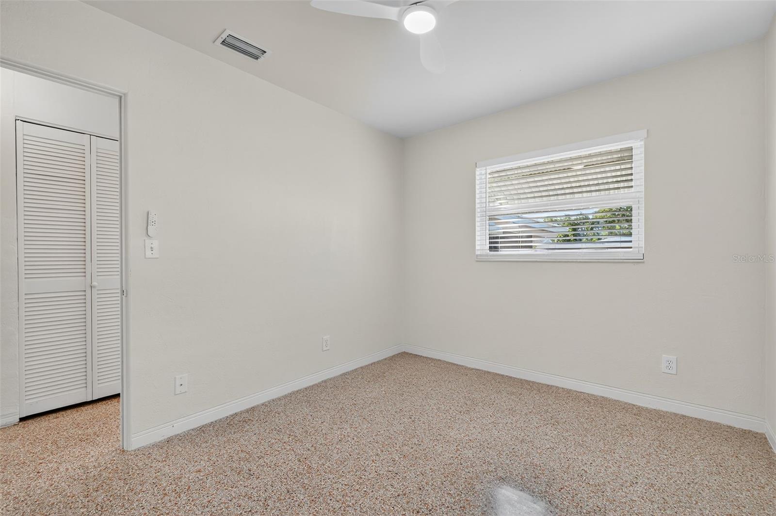 Image 25 of 57 For 5410 19th Ave S