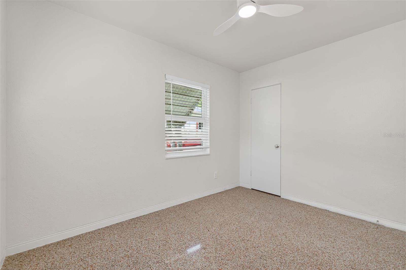 Image 27 of 57 For 5410 19th Ave S