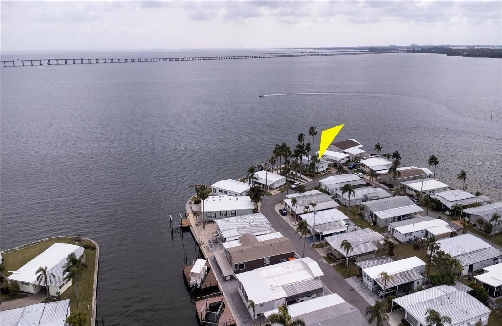 Image 14 of 52 For 18675 Us Highway 19 N 397