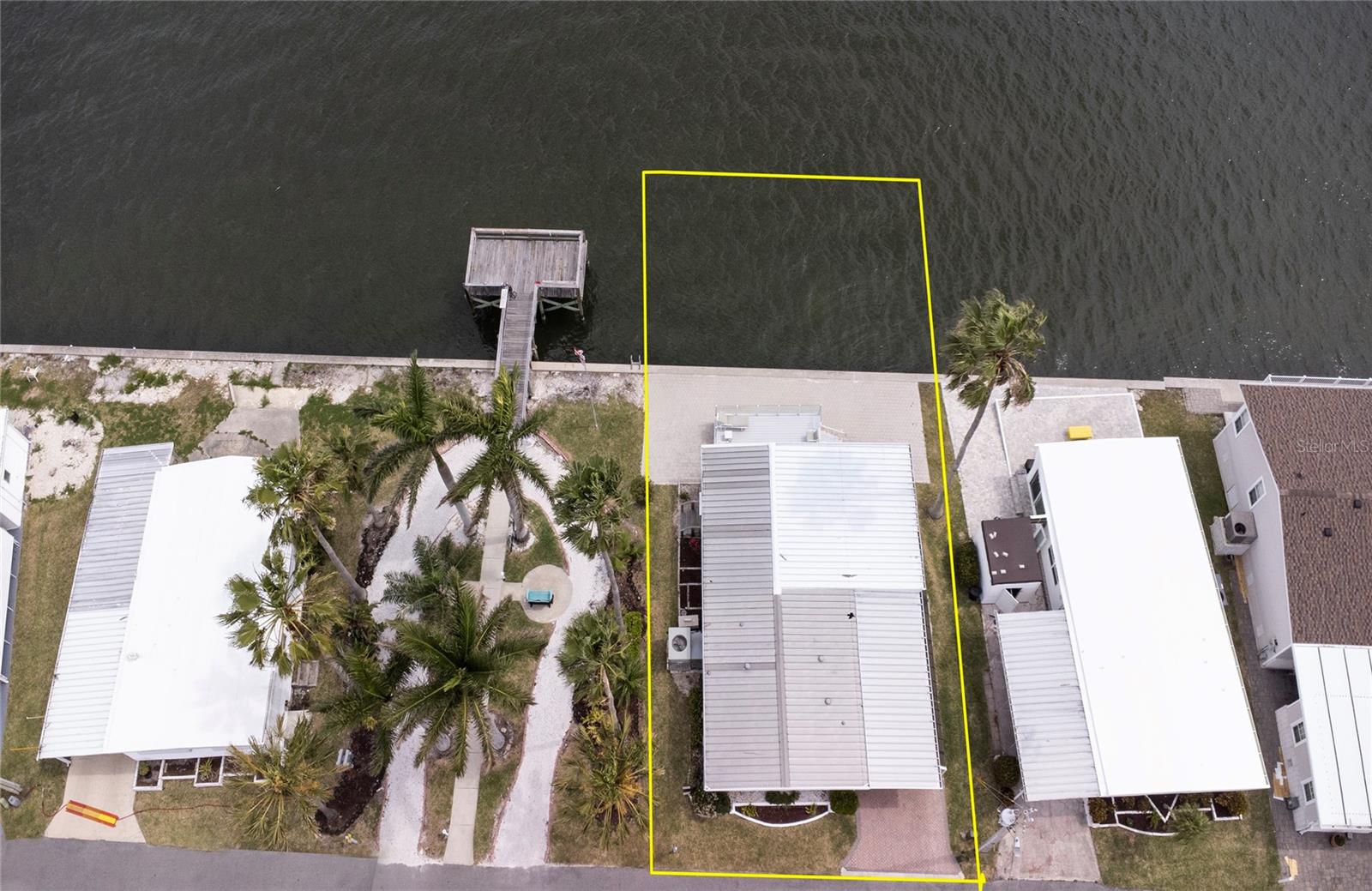 Image 16 of 52 For 18675 Us Highway 19 N 397