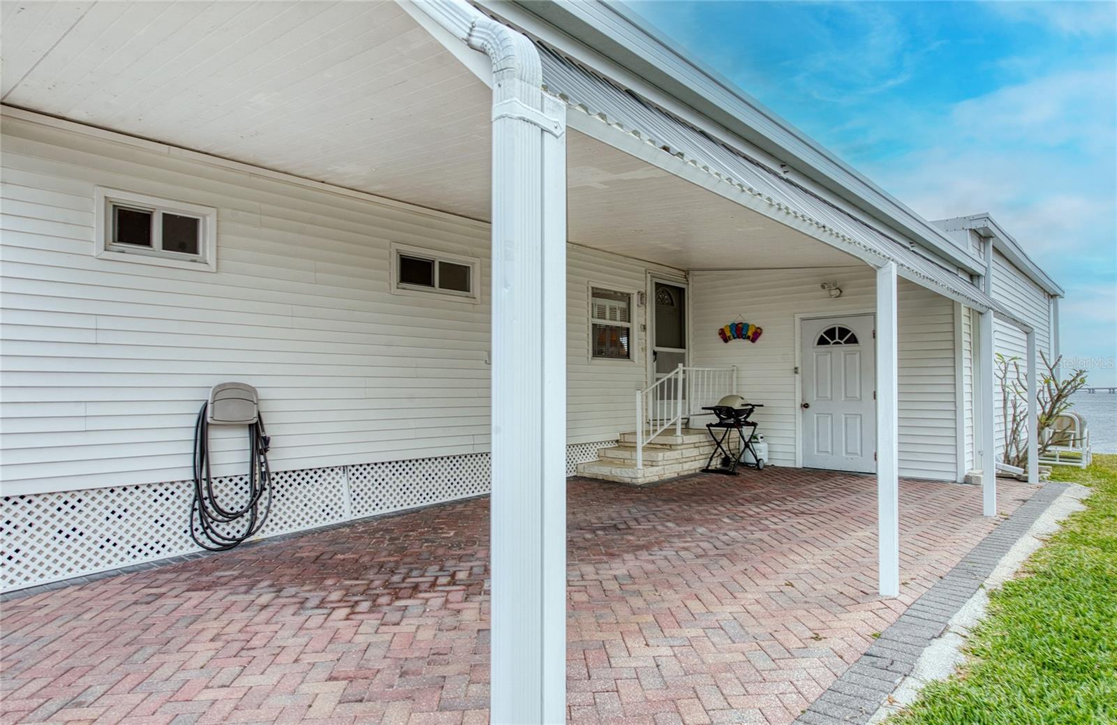 Image 18 of 52 For 18675 Us Highway 19 N 397