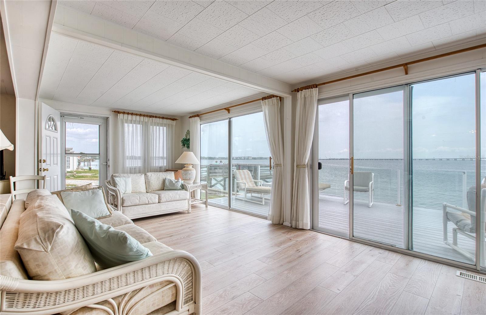 Image 31 of 52 For 18675 Us Highway 19 N 397