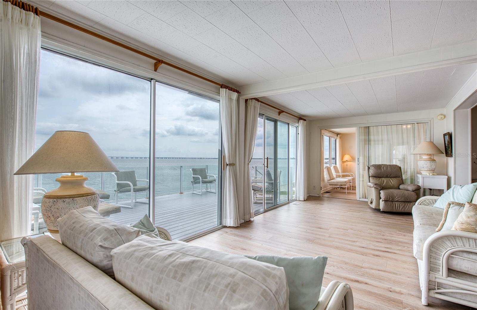 Image 33 of 52 For 18675 Us Highway 19 N 397