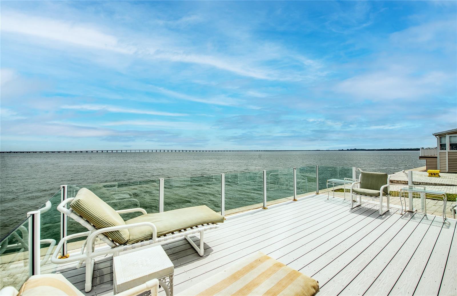 Image 7 of 52 For 18675 Us Highway 19 N 397