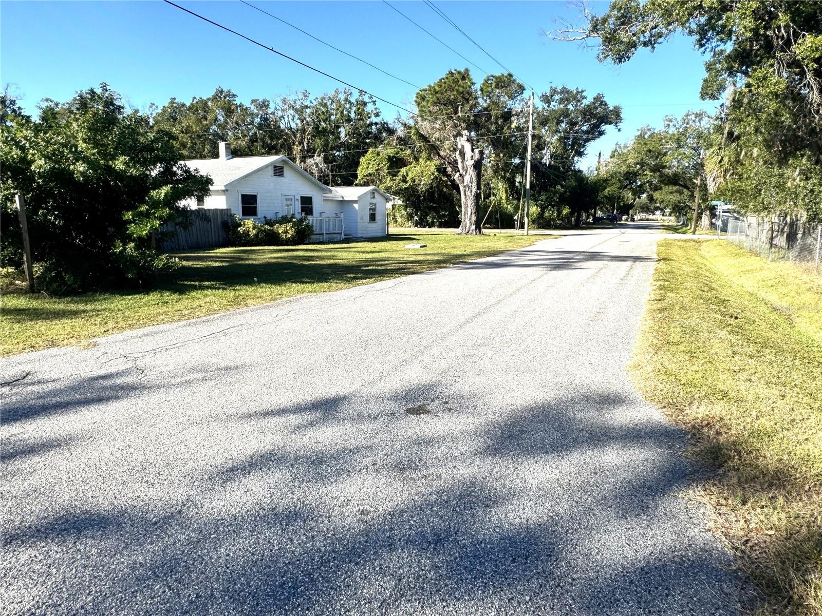 Image 6 of 7 For 12324 Four Oaks Road