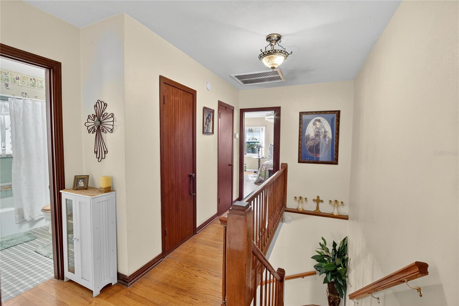 Image 21 of 51 For 2203 Hidden Pond Road