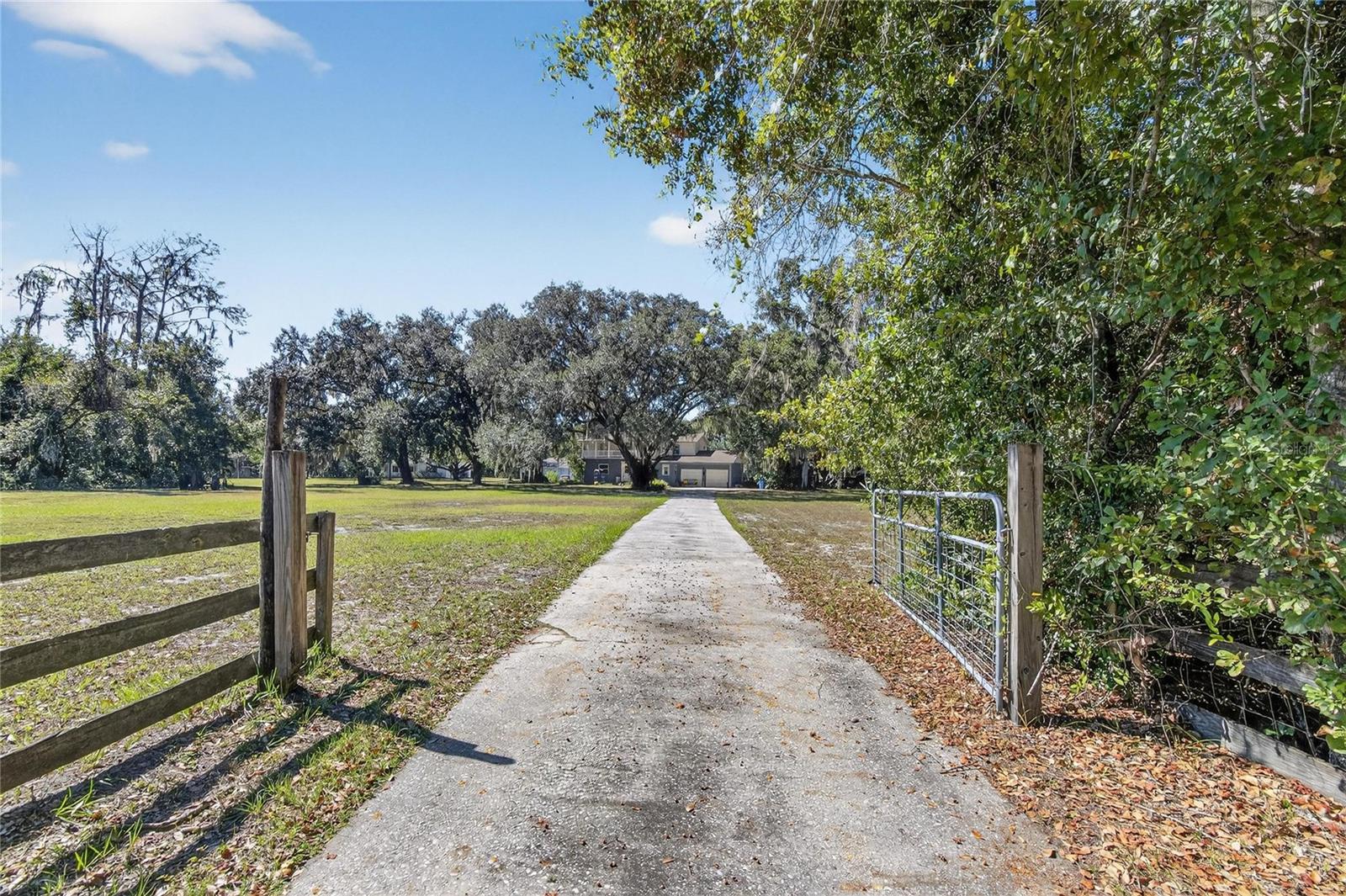 Image 44 of 51 For 2203 Hidden Pond Road