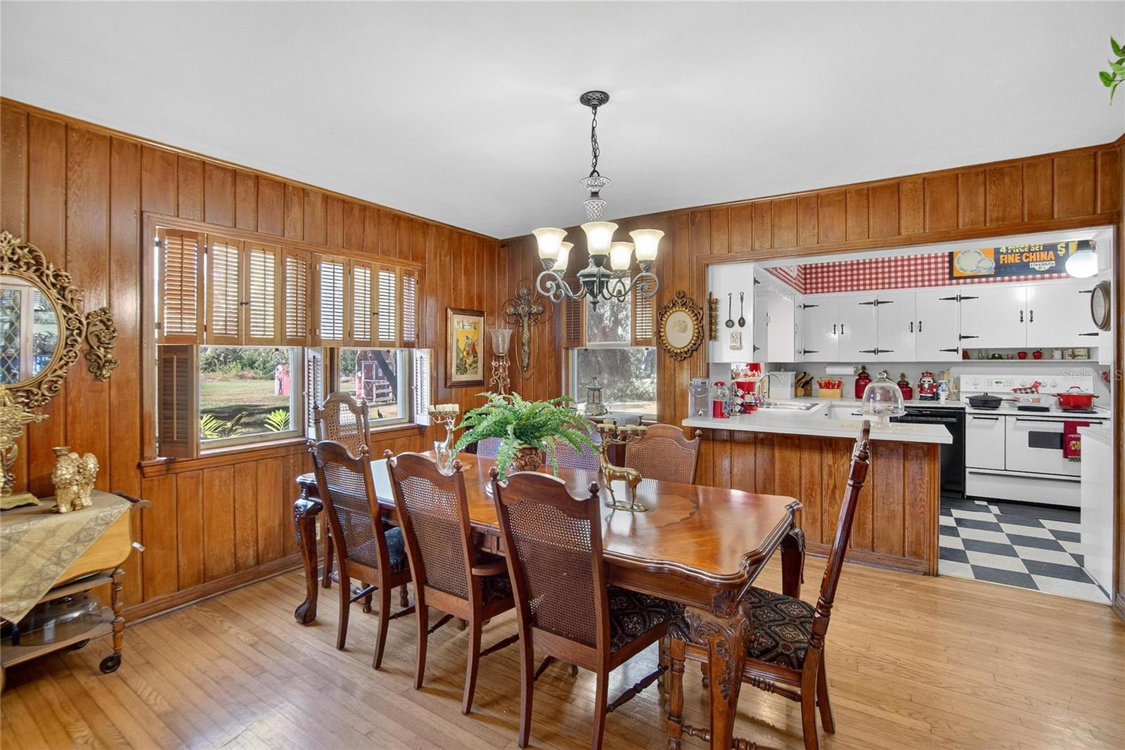 Image 8 of 51 For 2203 Hidden Pond Road