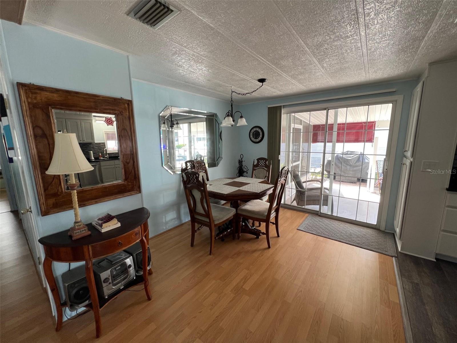 Image 11 of 32 For 215 Royal Palm Circle