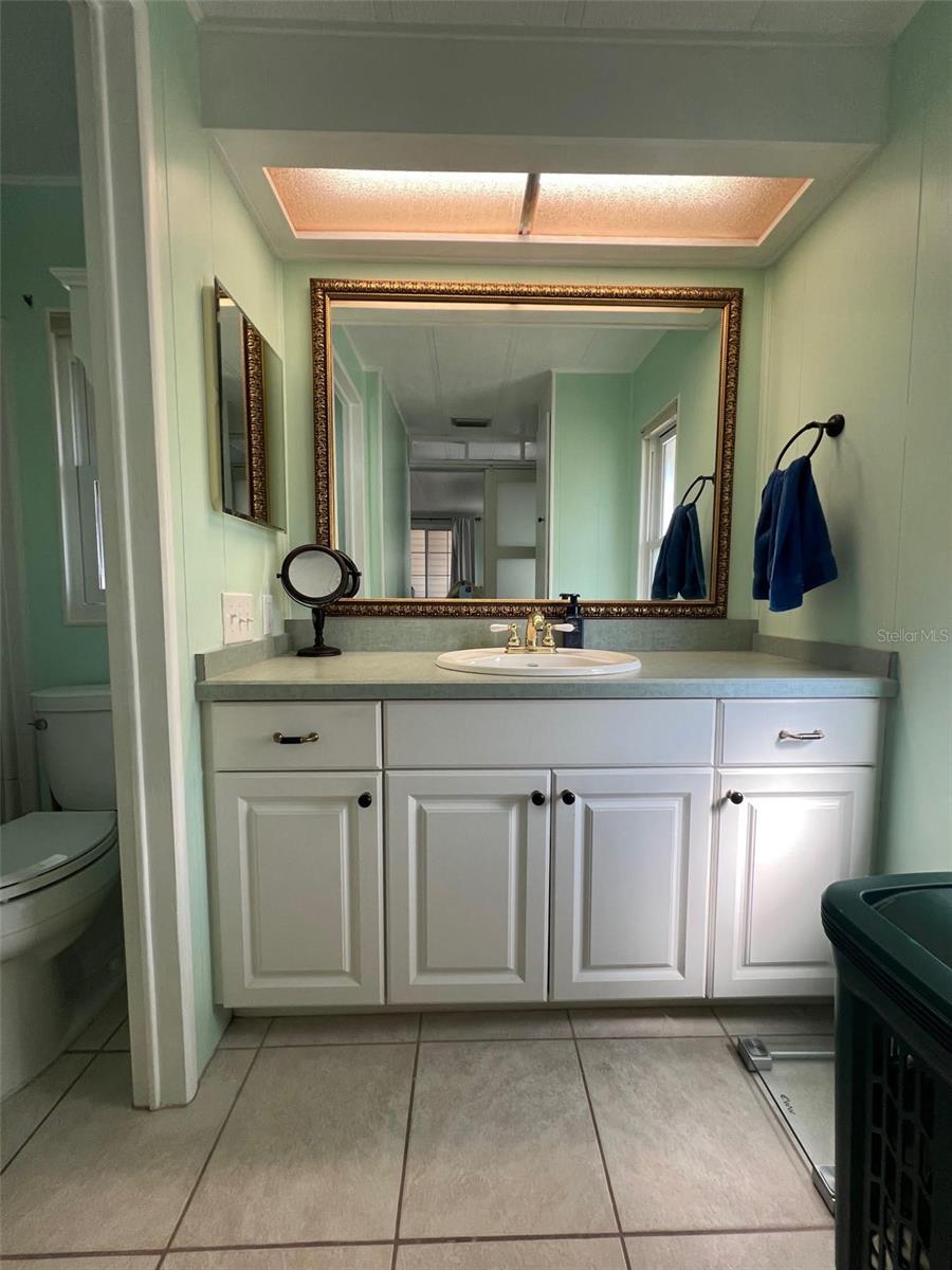 Image 21 of 32 For 215 Royal Palm Circle