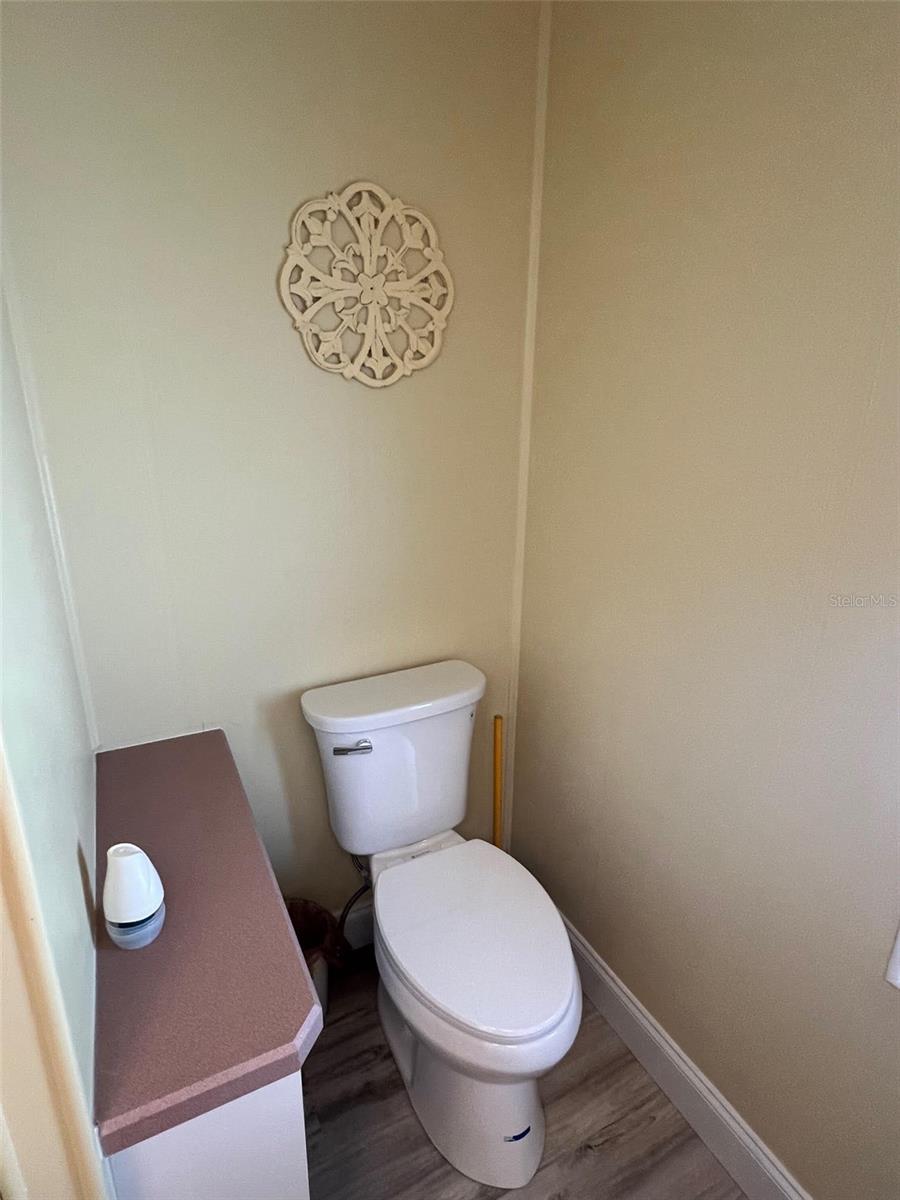 Image 29 of 32 For 215 Royal Palm Circle