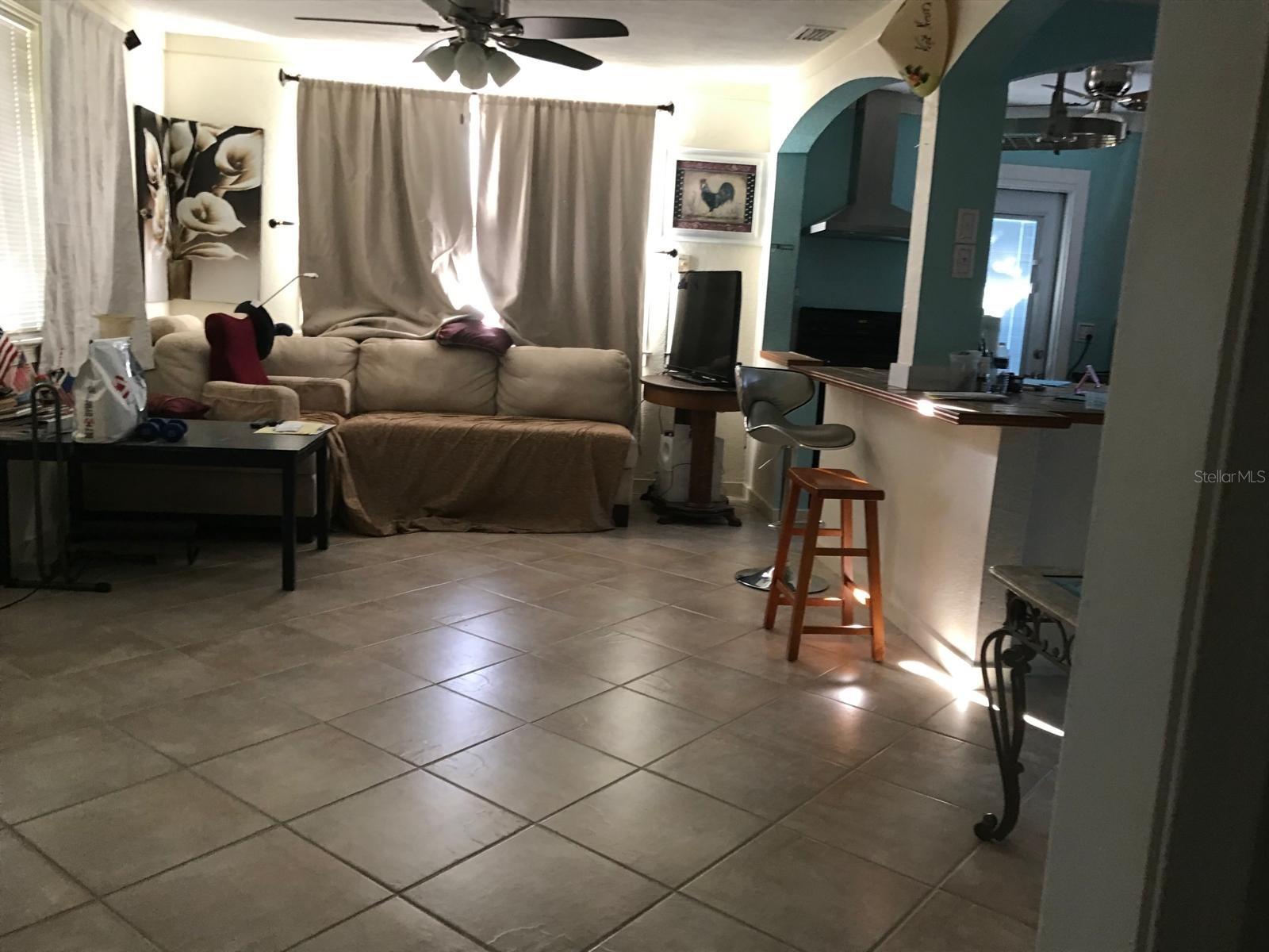 Image 4 of 24 For 1024 Apache Trail