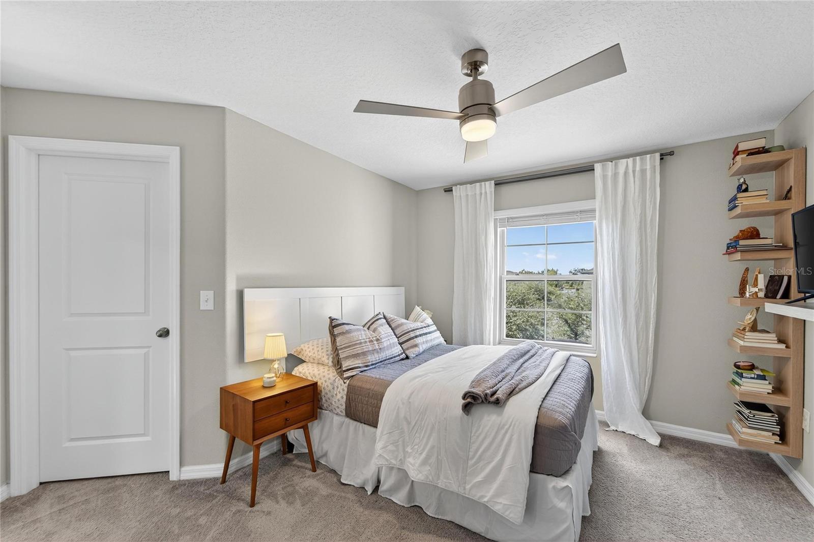 Image 17 of 50 For 3928 Cat Mint Street