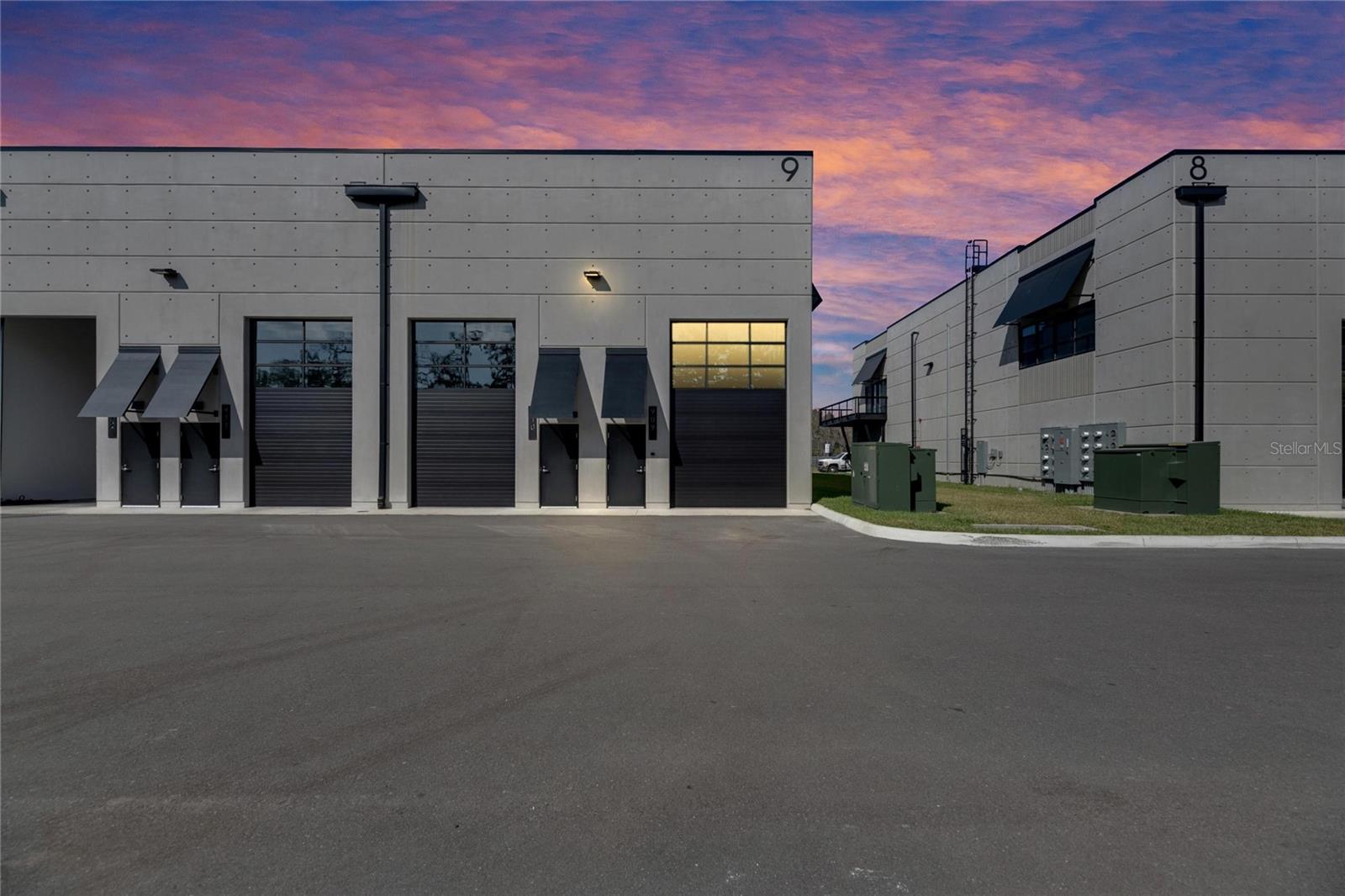 Image 18 of 42 For 6500 Motor Enclave Way 909