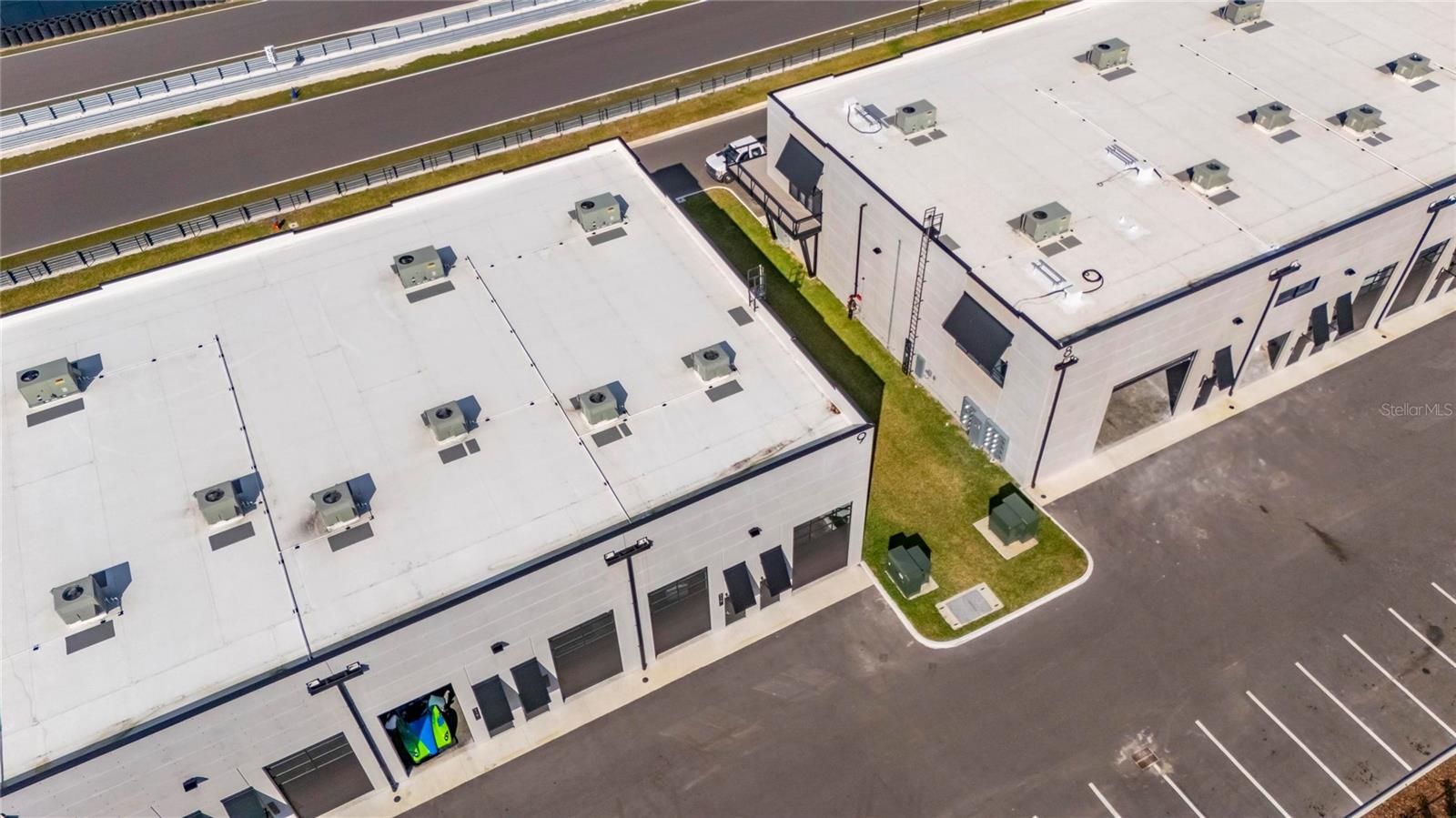 Image 23 of 42 For 6500 Motor Enclave Way 909