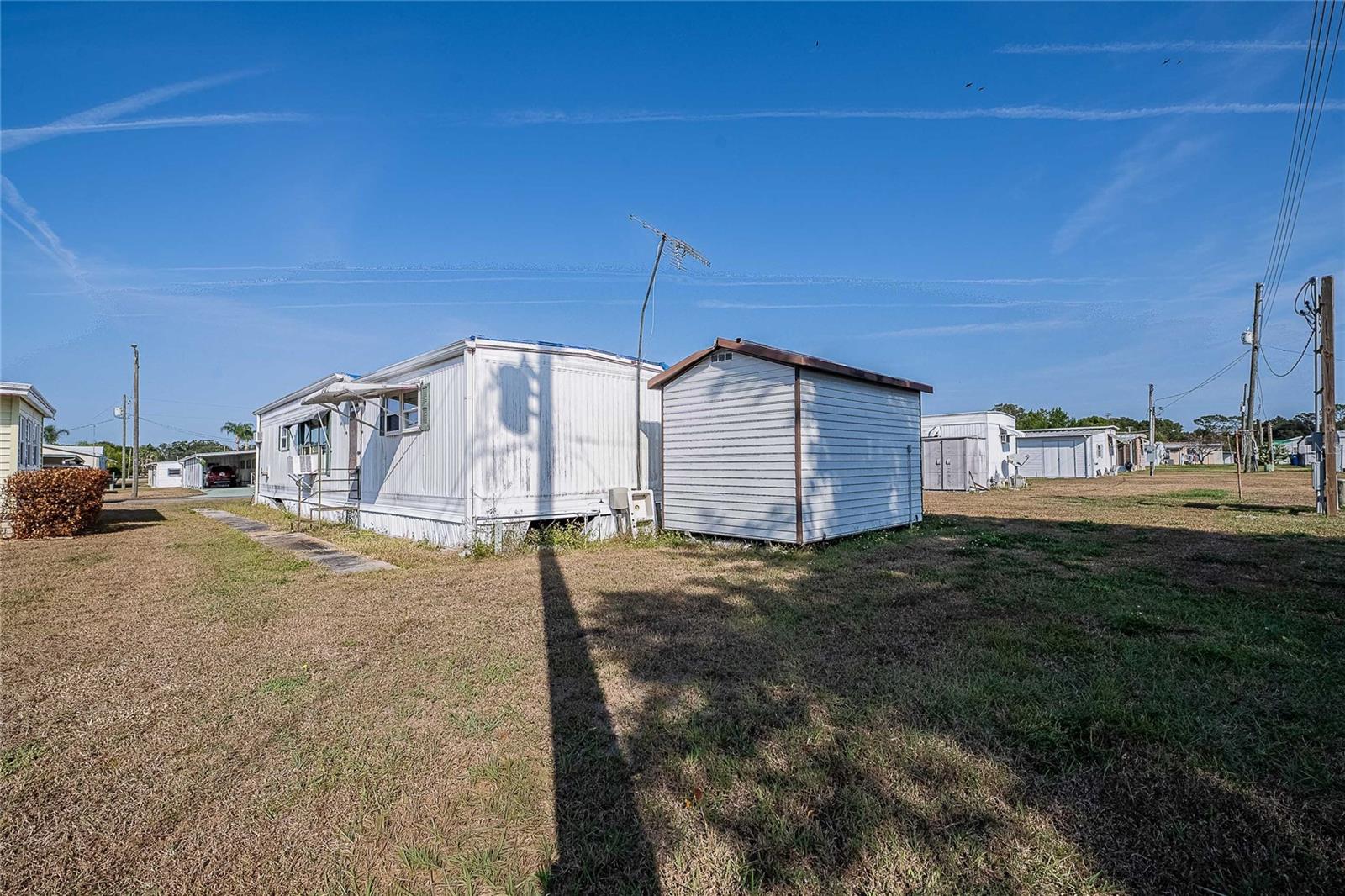 Image 3 of 29 For 37228 Eileen Avenue