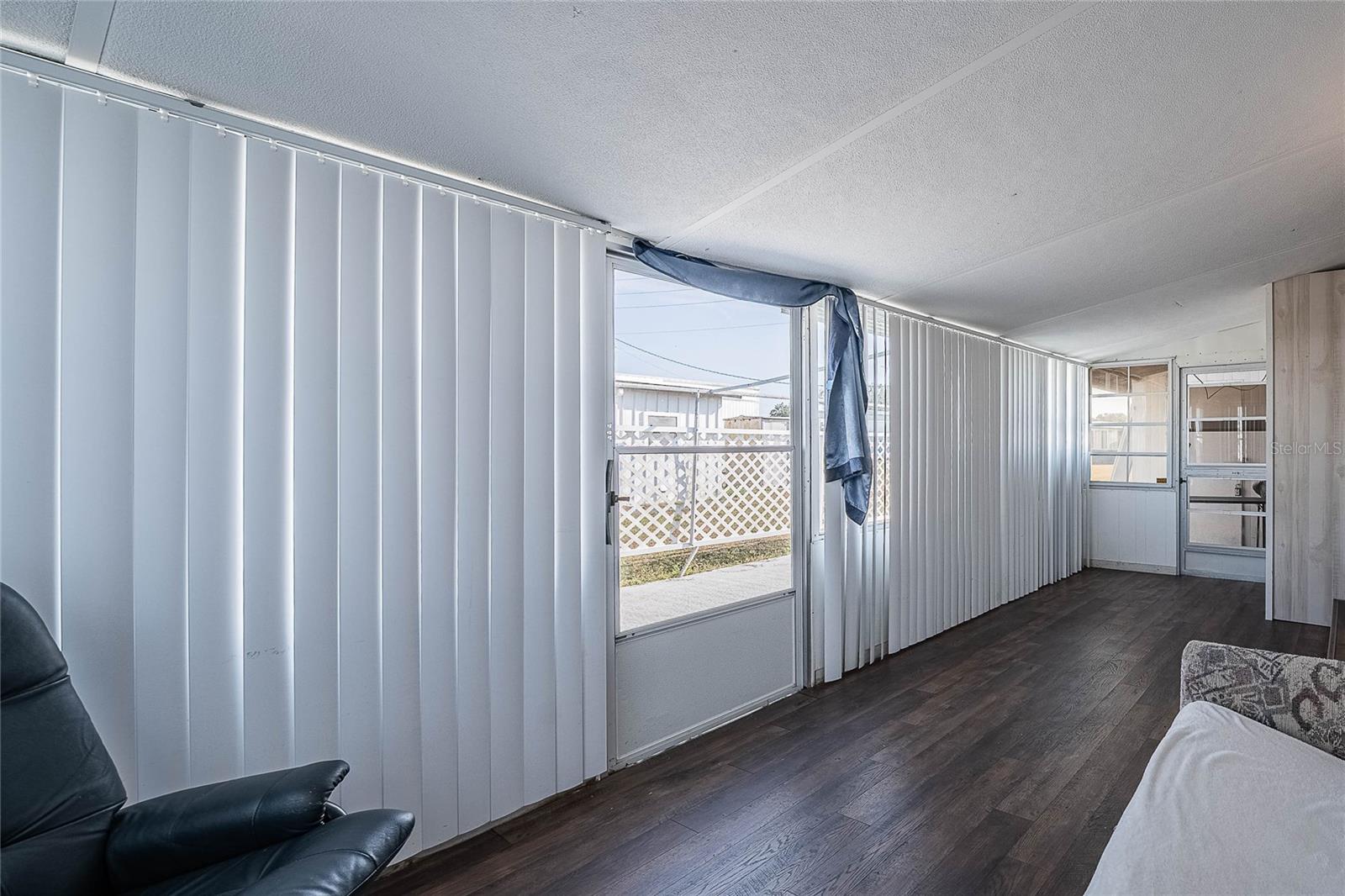 Image 6 of 29 For 37228 Eileen Avenue