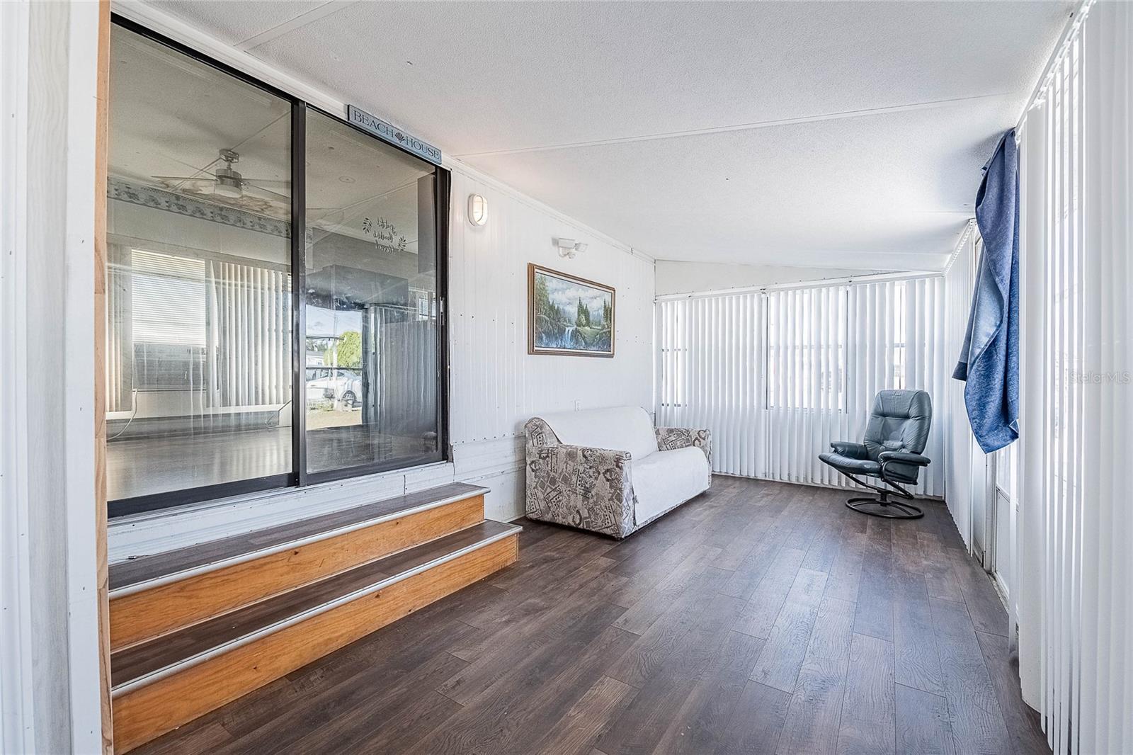 Image 7 of 29 For 37228 Eileen Avenue