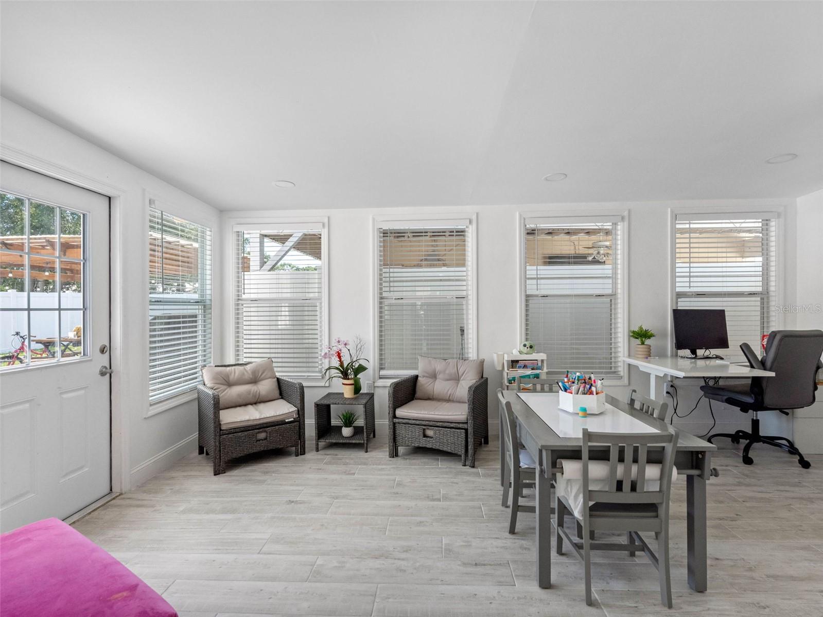 Image 17 of 37 For 8332 Garrison Circle